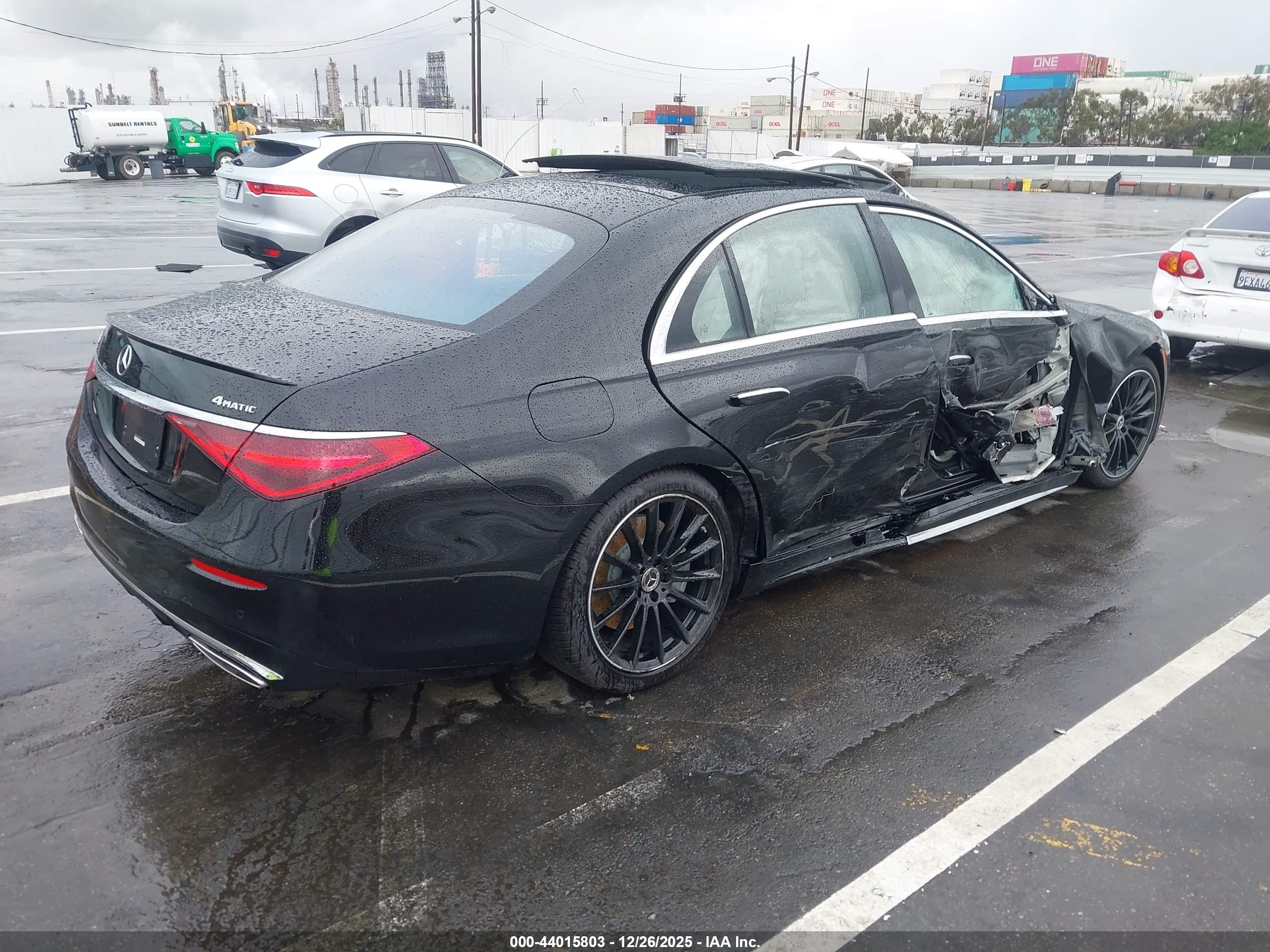 MERCEDES-BENZ S image 4