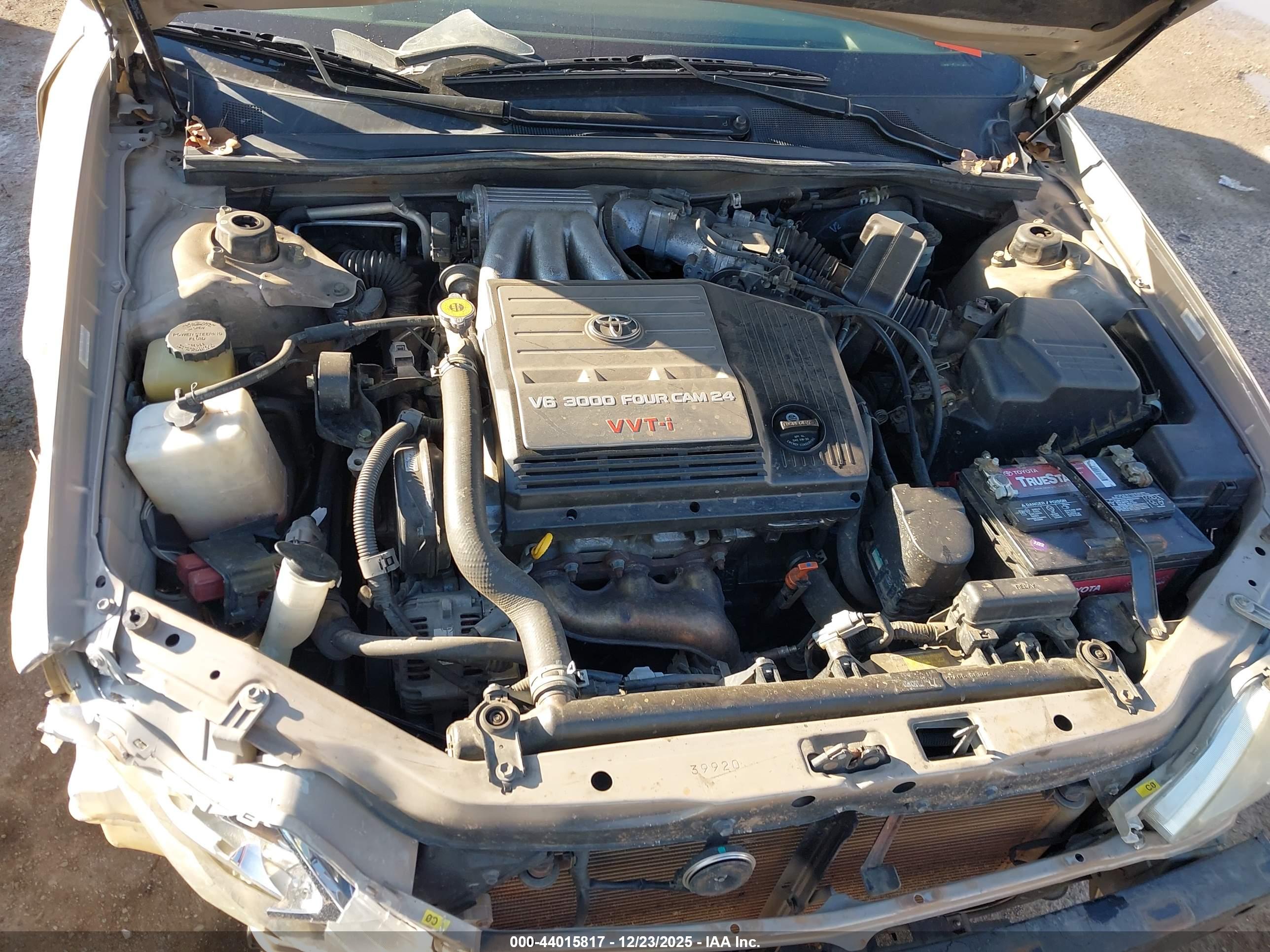 TOYOTA AVALON image 10