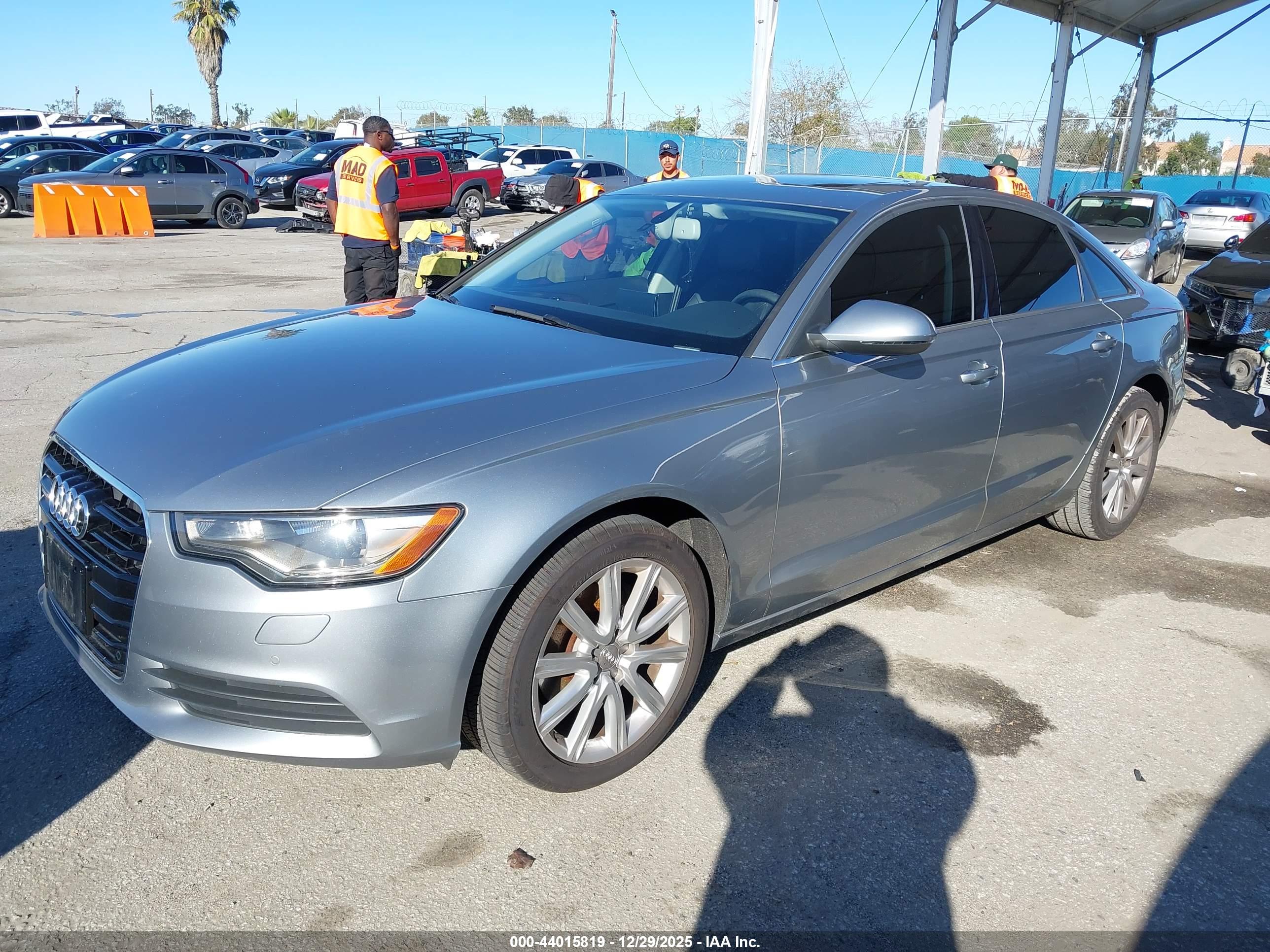 AUDI A6 image 2