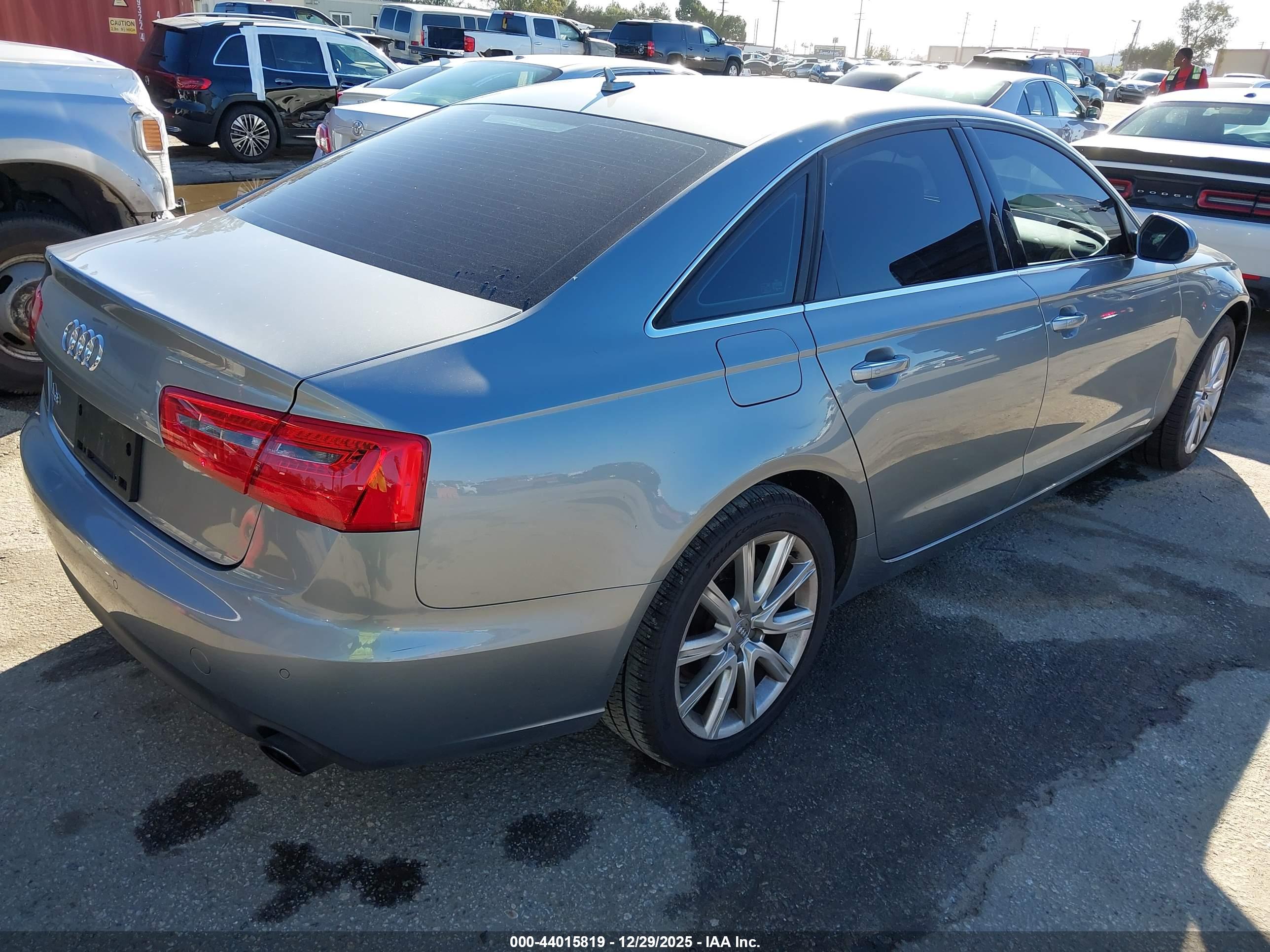 AUDI A6 image 4