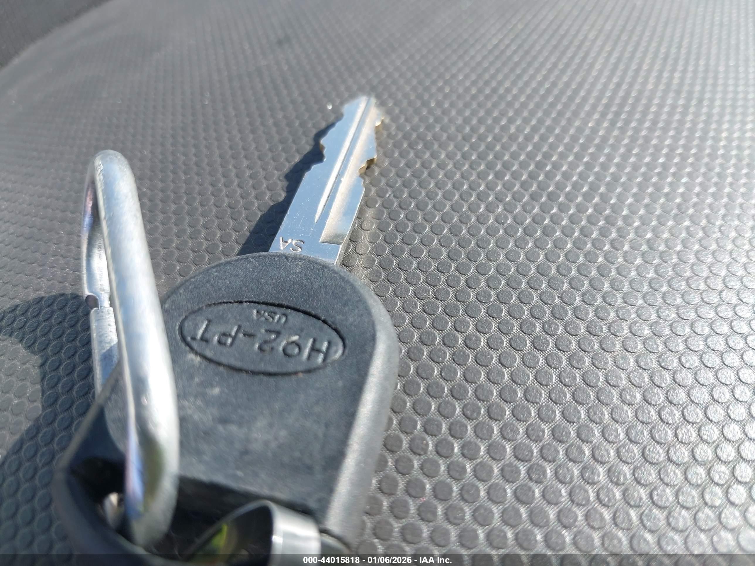 FORD ESCAPE image 11
