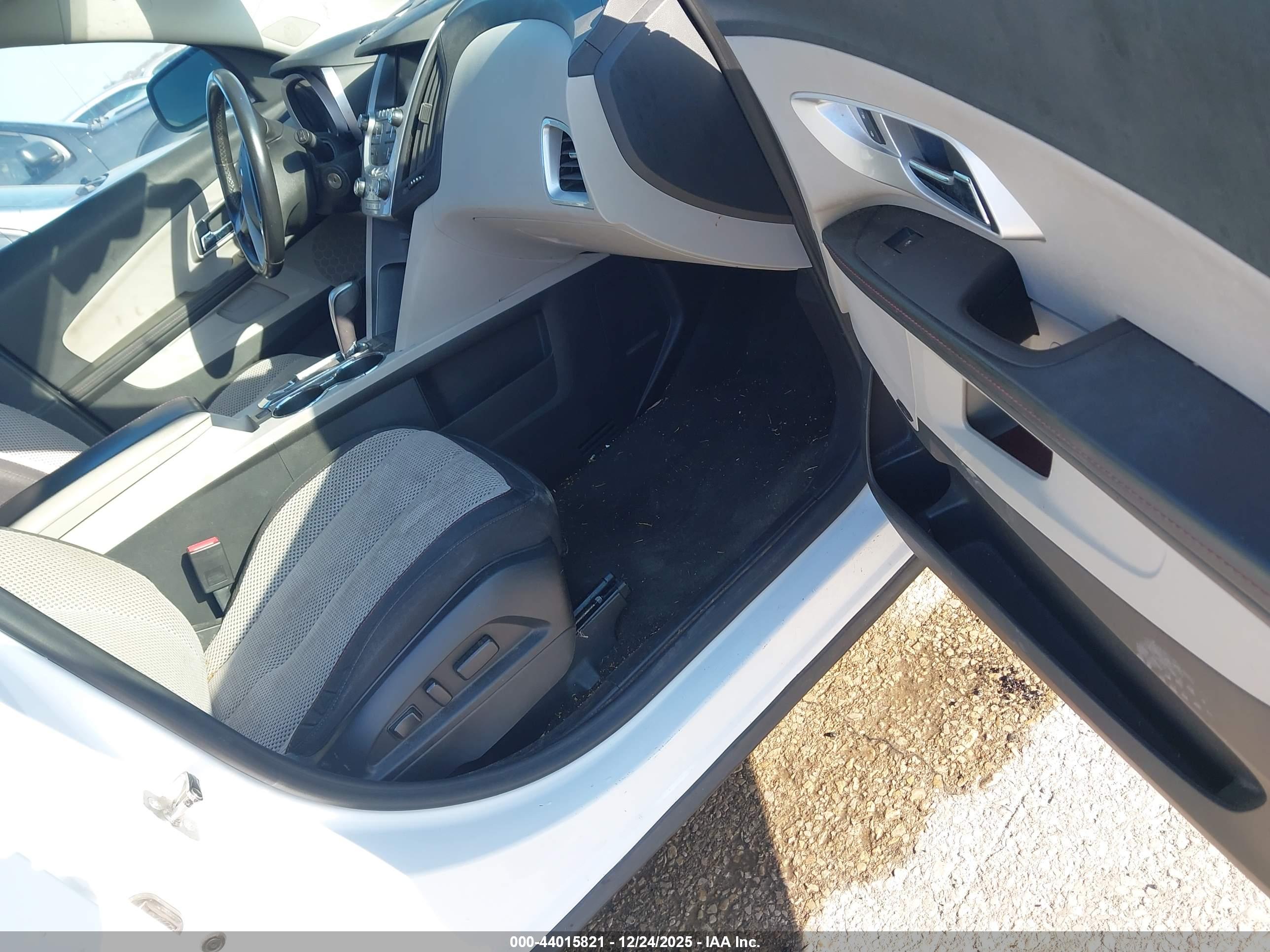 CHEVROLET EQUINOX image 5