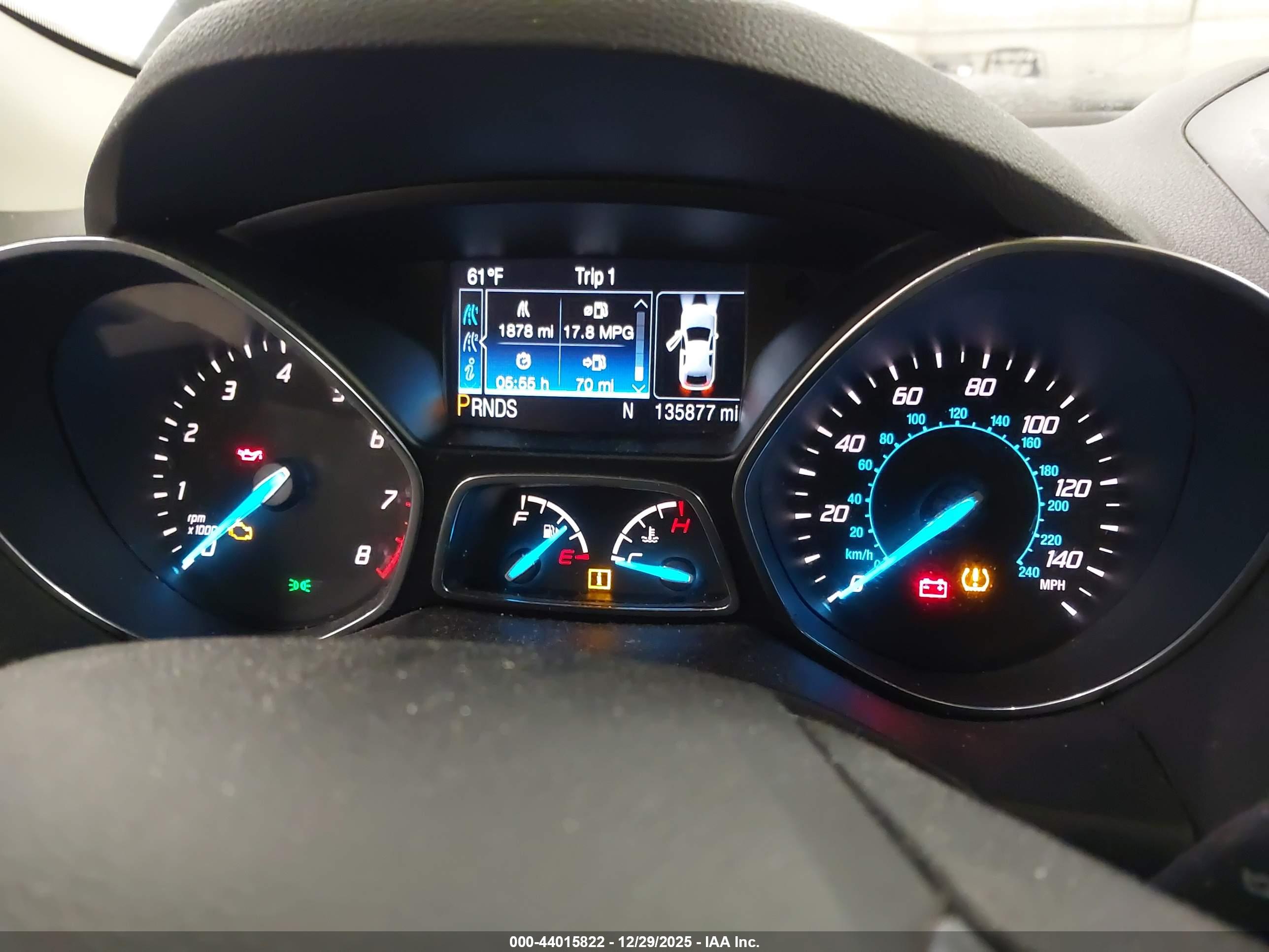 FORD ESCAPE image 7