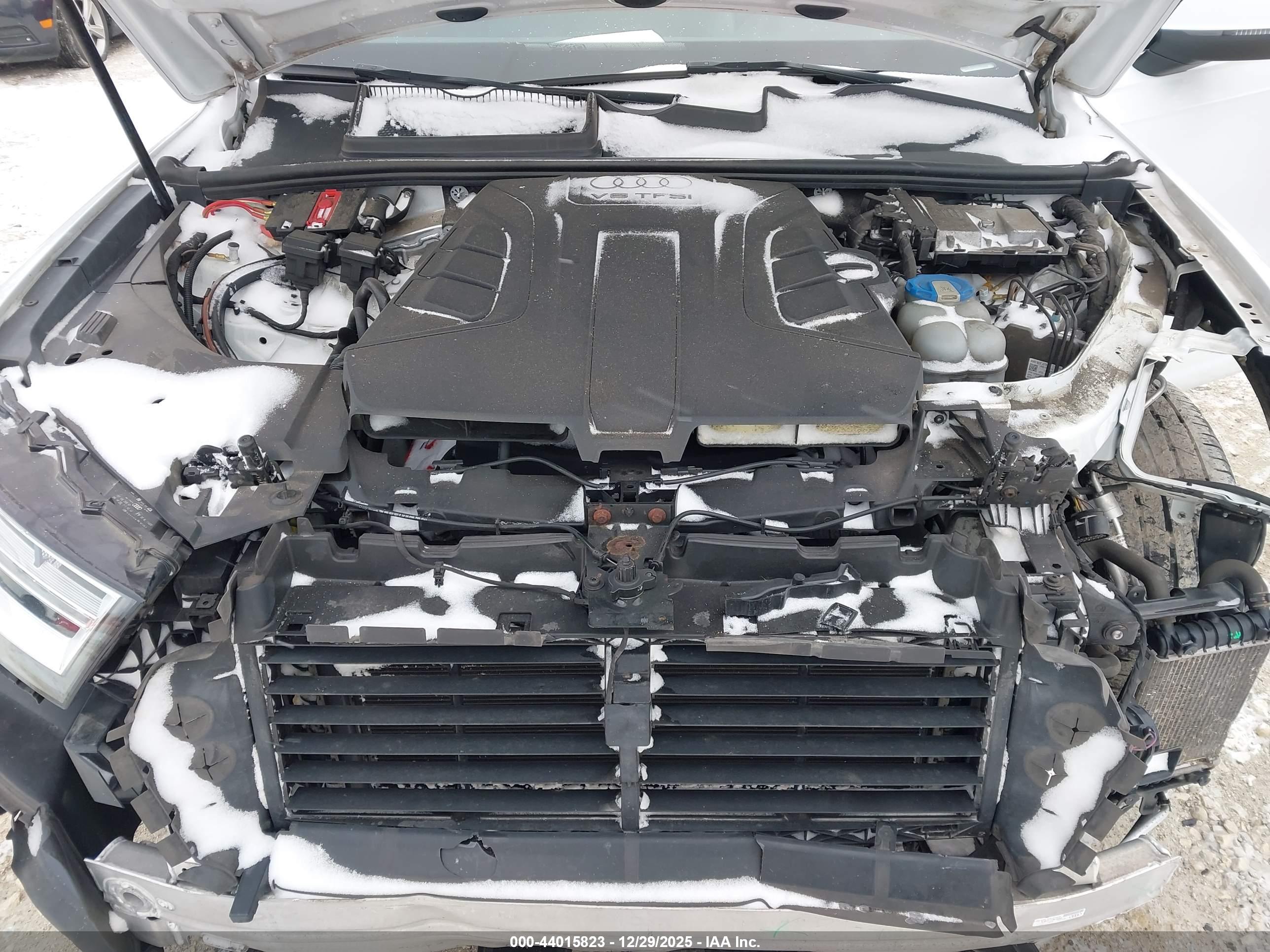 AUDI Q7 image 10