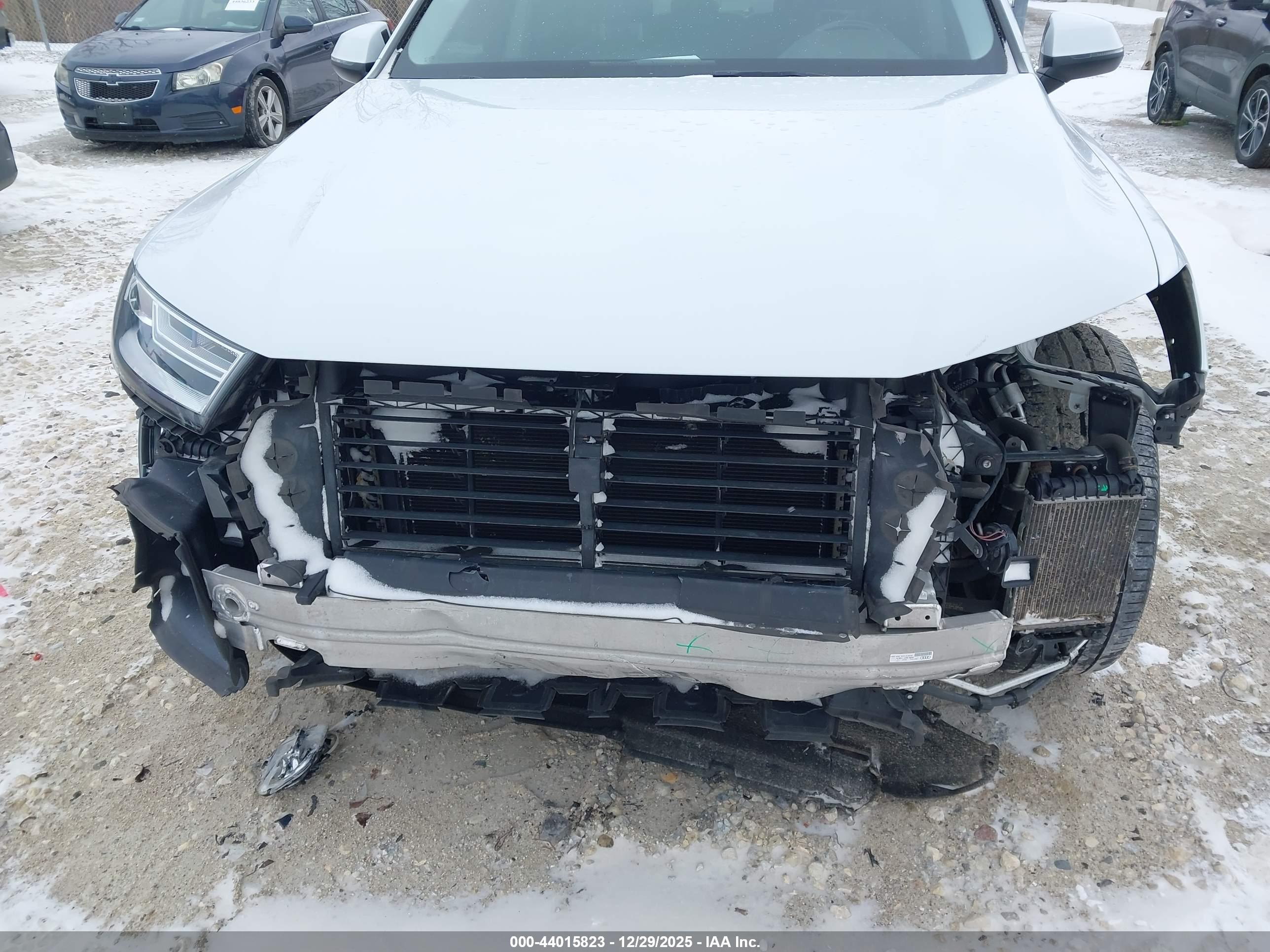 AUDI Q7 image 6