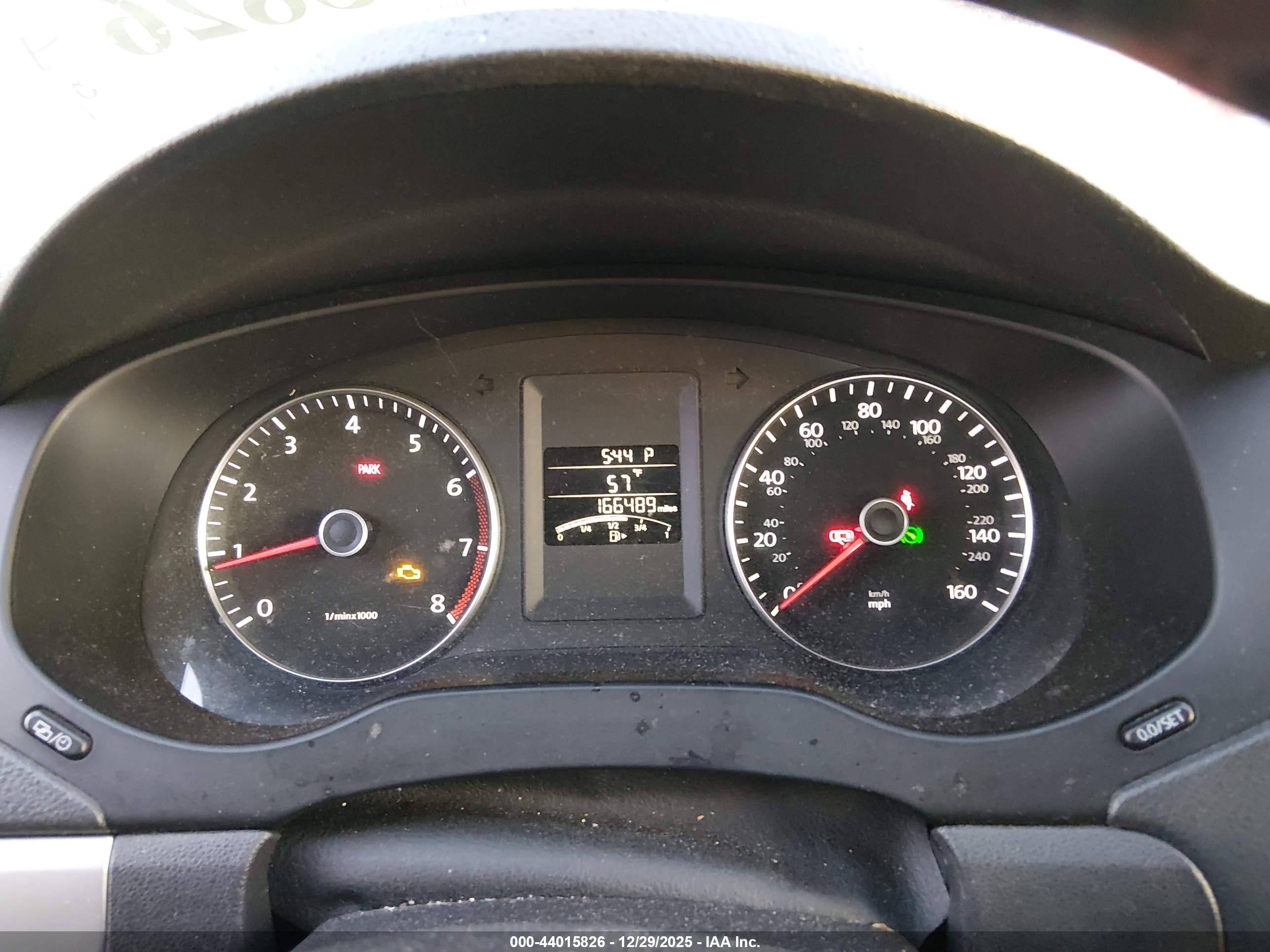 VOLKSWAGEN JETTA image 7