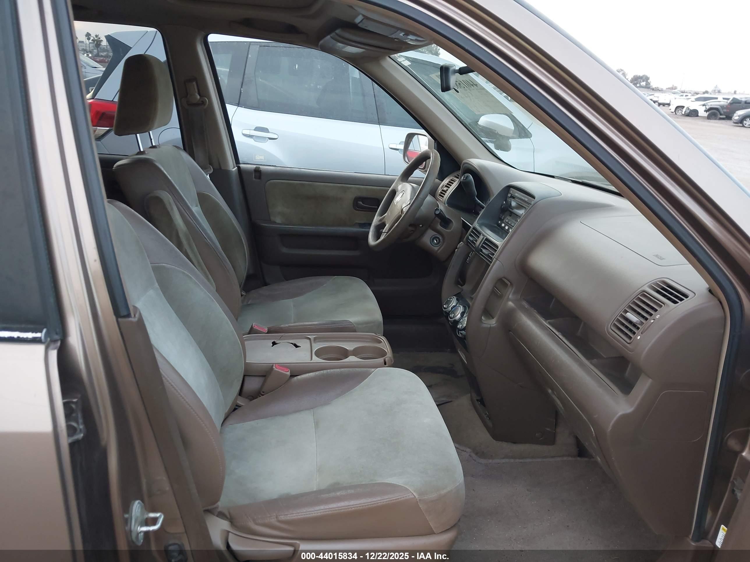 HONDA CR-V image 5