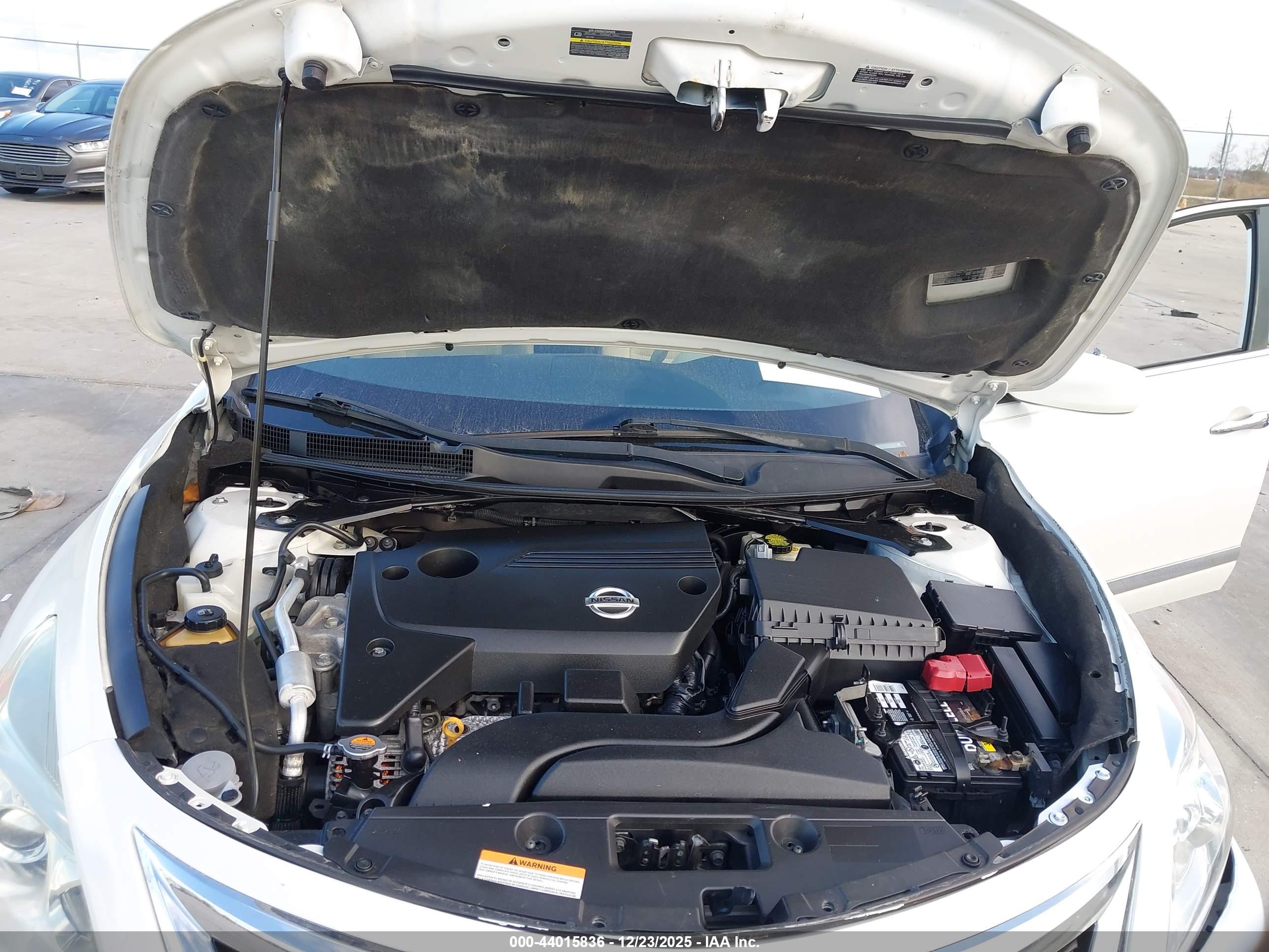 NISSAN ALTIMA image 10