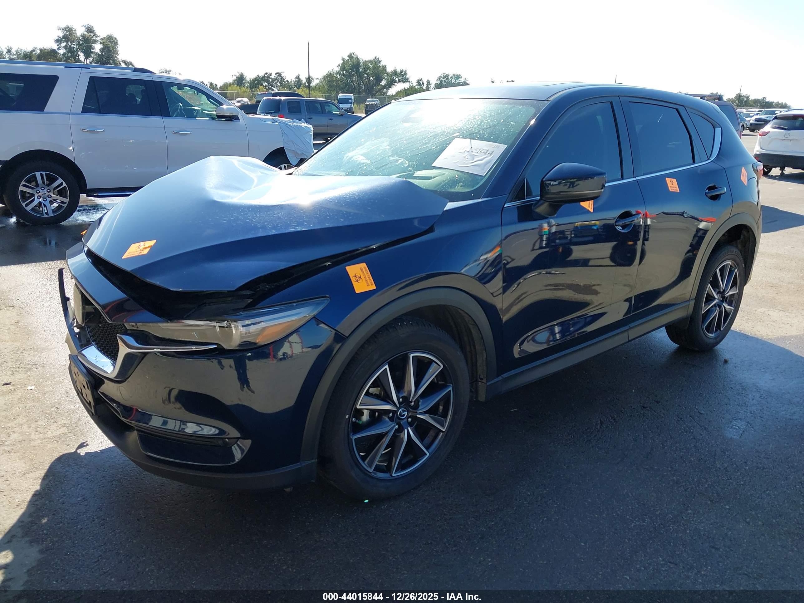 MAZDA CX-5 image 2