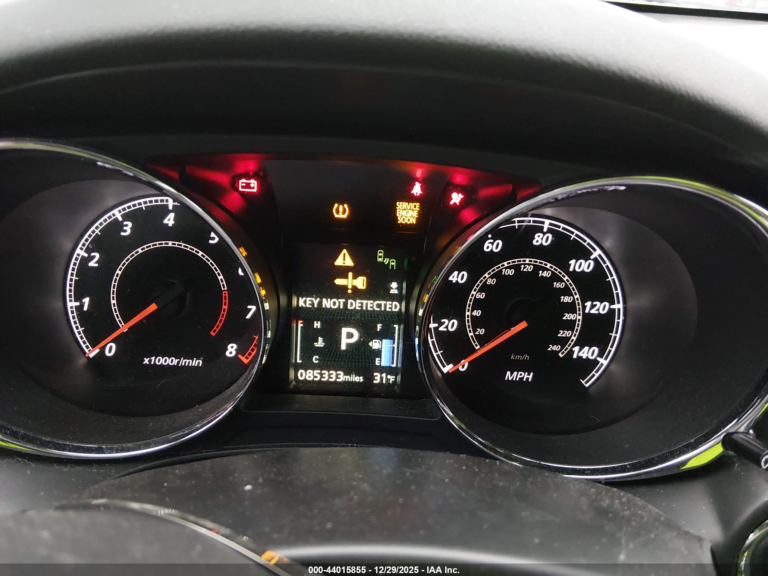 MITSUBISHI OUTLANDER image 7