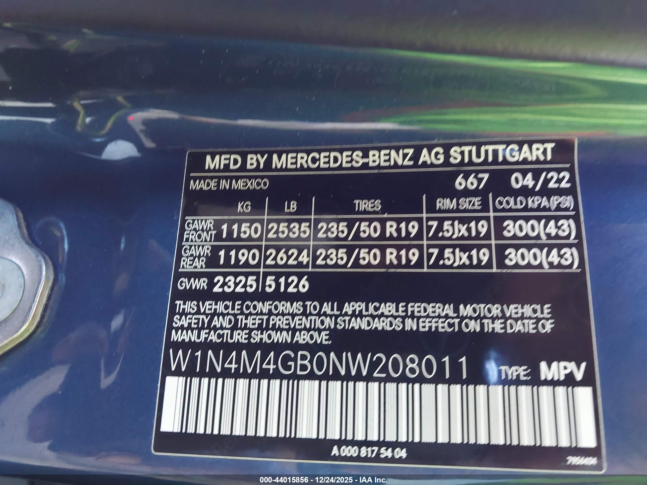 MERCEDES-BENZ GLB image 9