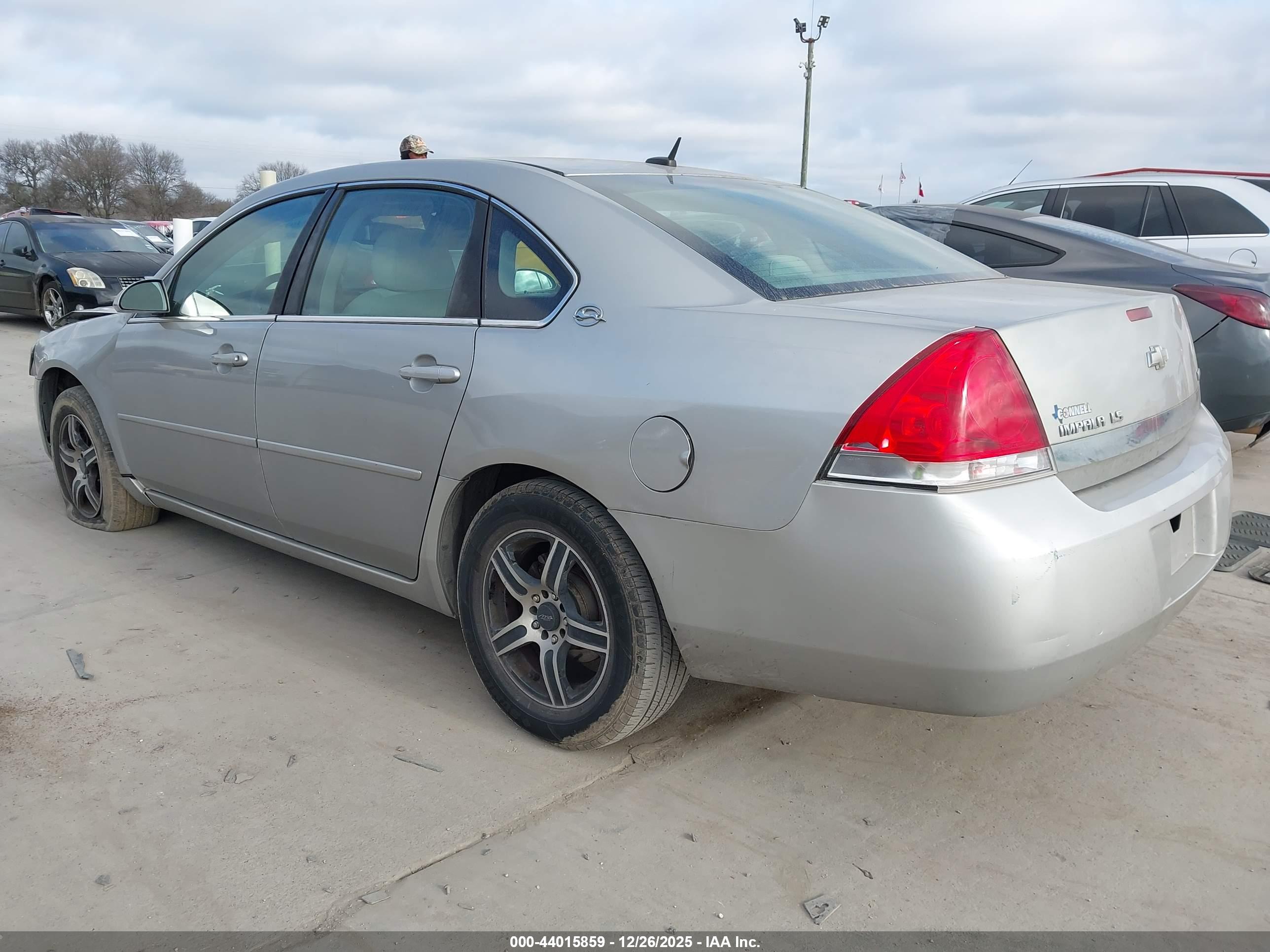 CHEVROLET IMPALA image 3