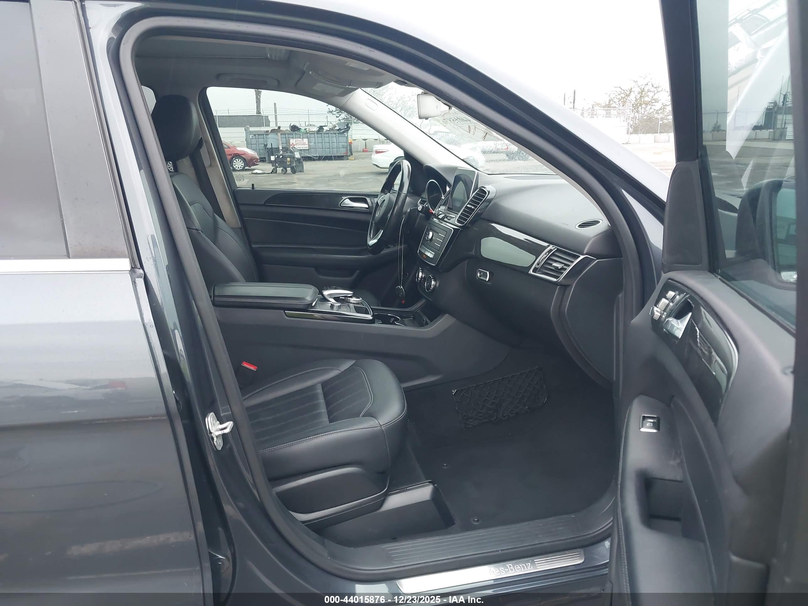 MERCEDES-BENZ GLE image 5