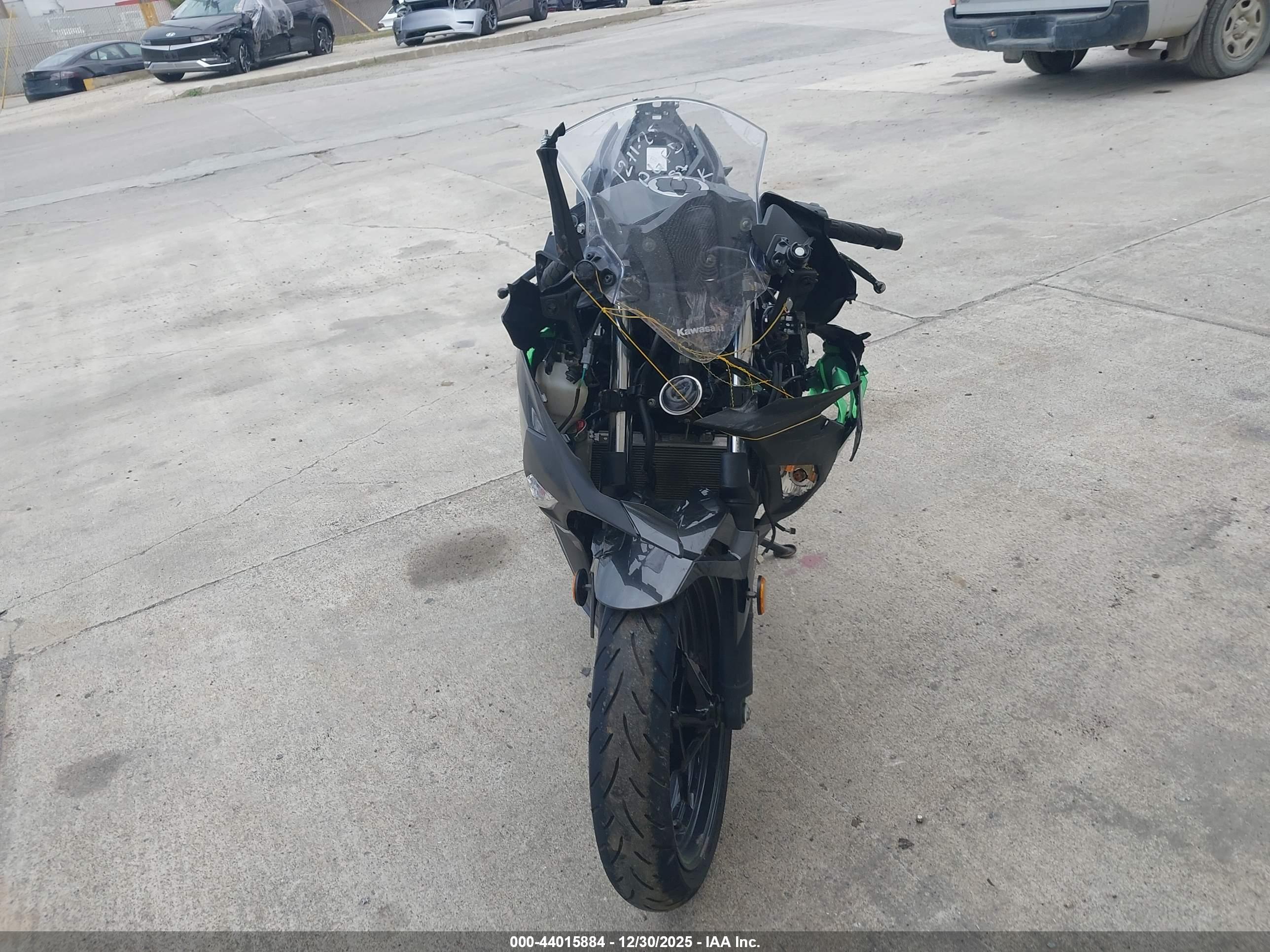 KAWASAKI EX400 image 5