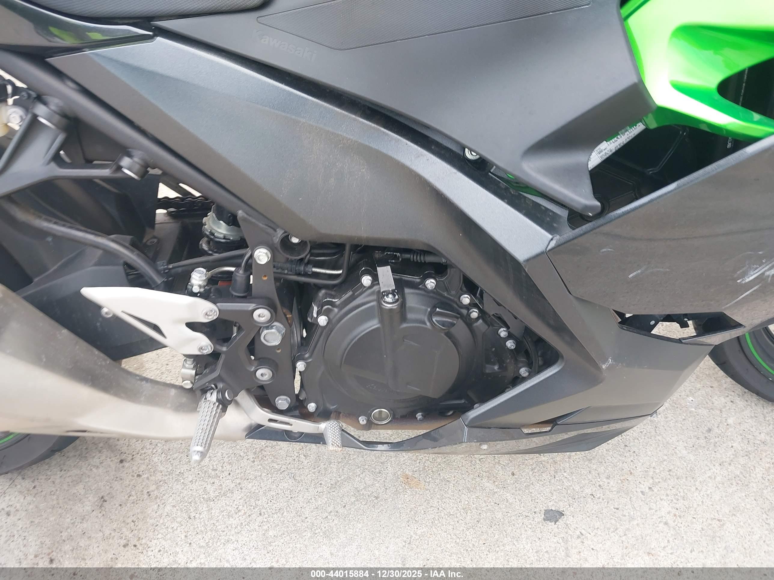 KAWASAKI EX400 image 8