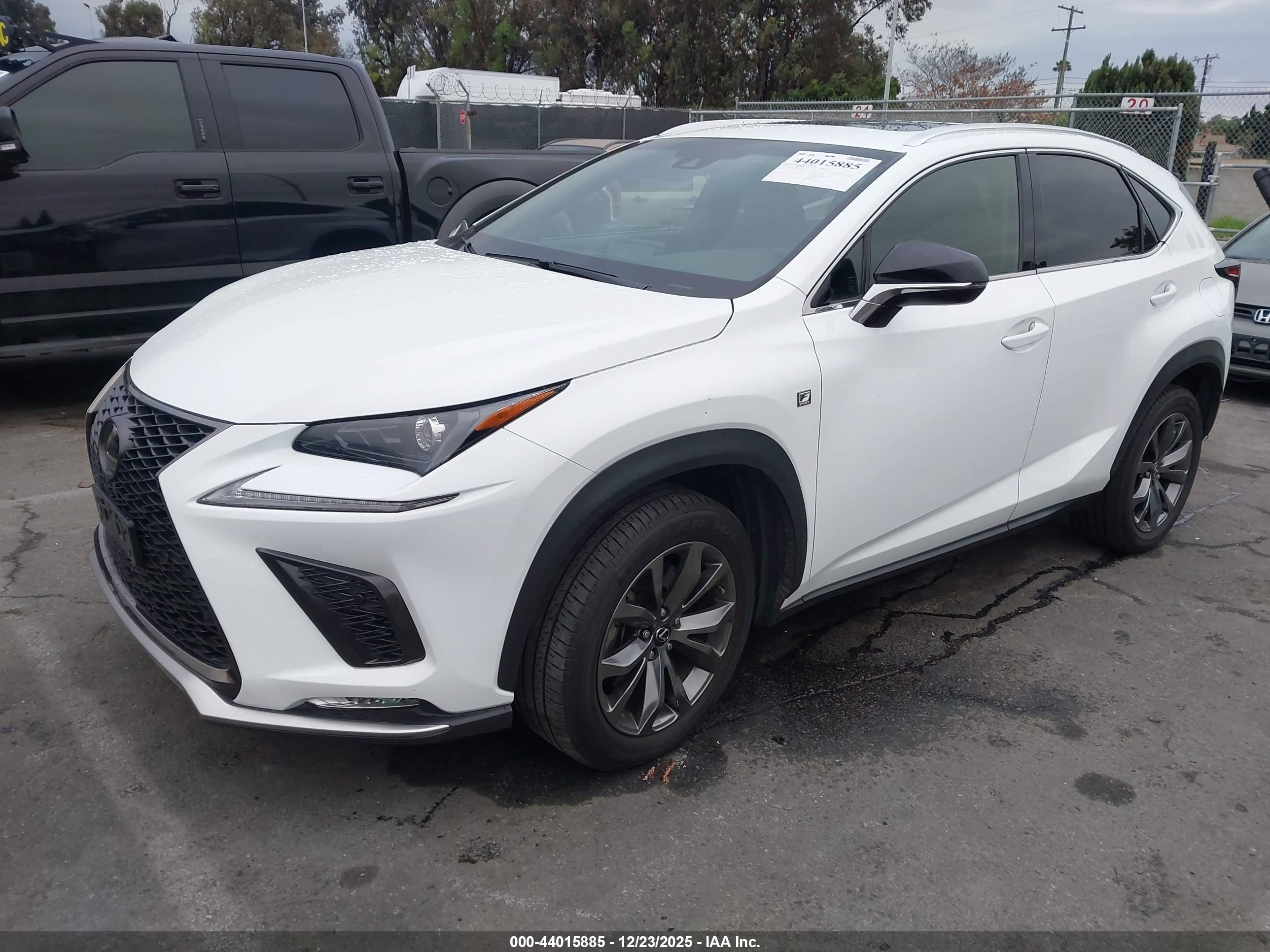 LEXUS NX image 2
