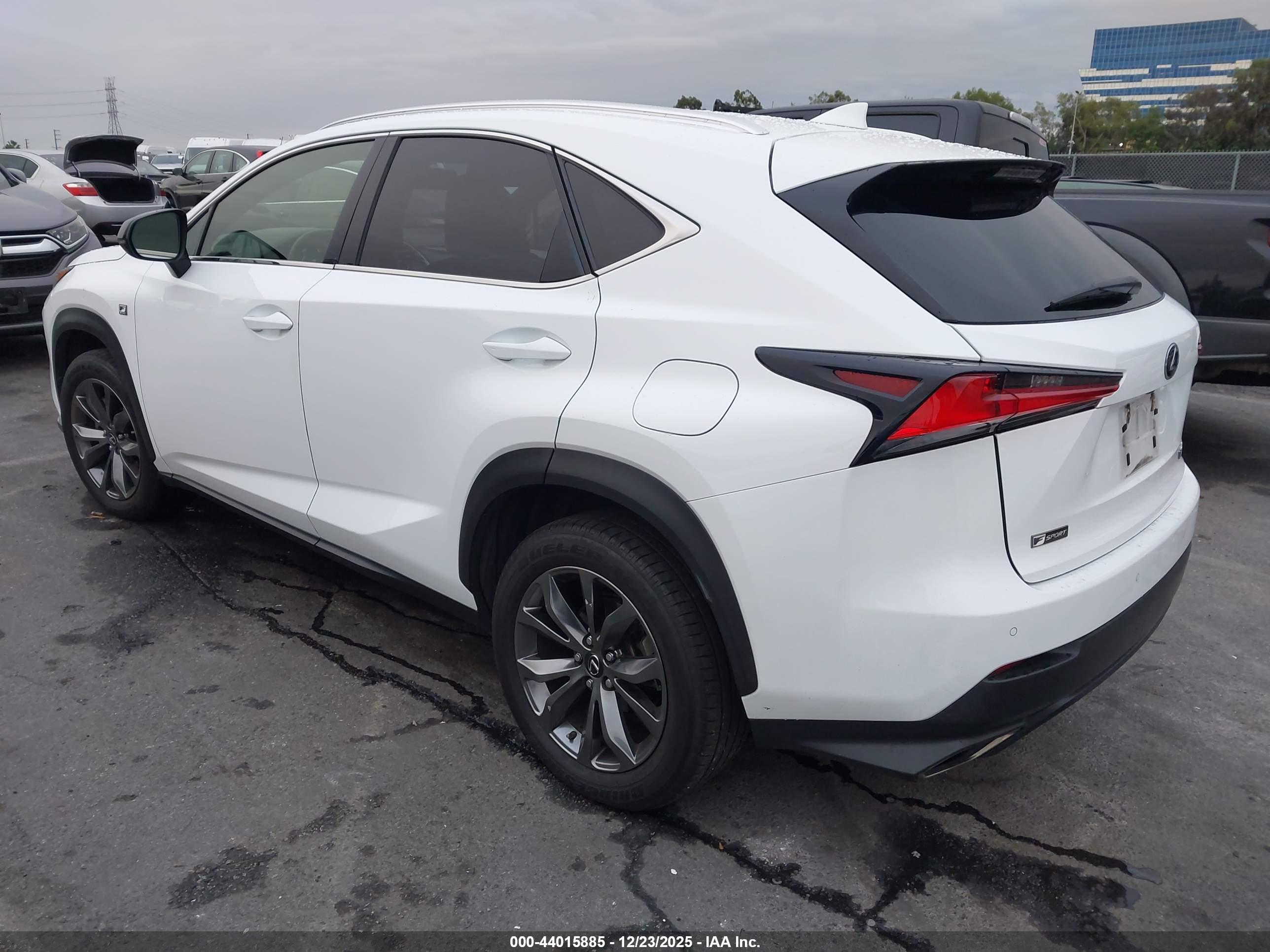 LEXUS NX image 3