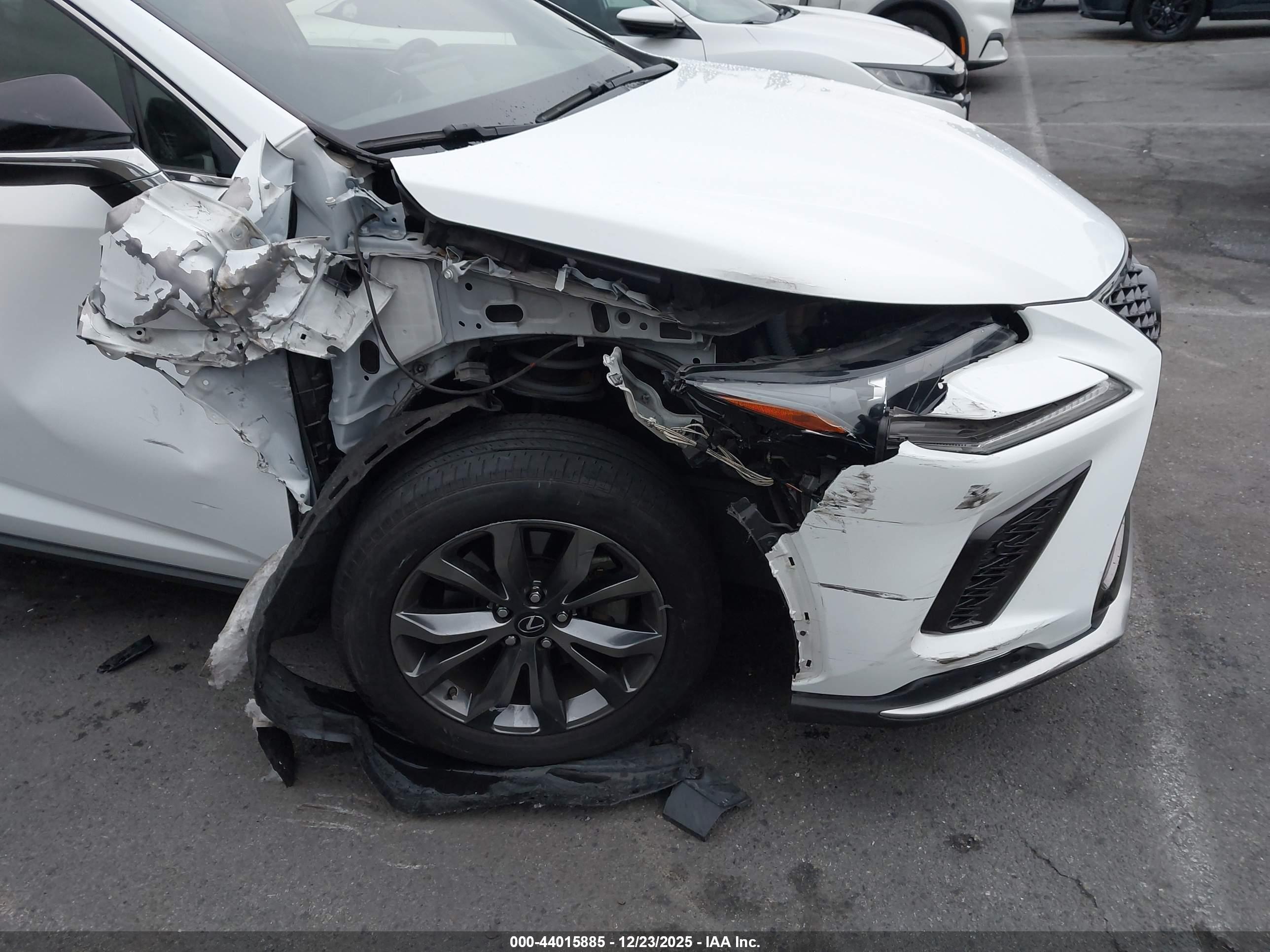LEXUS NX image 6
