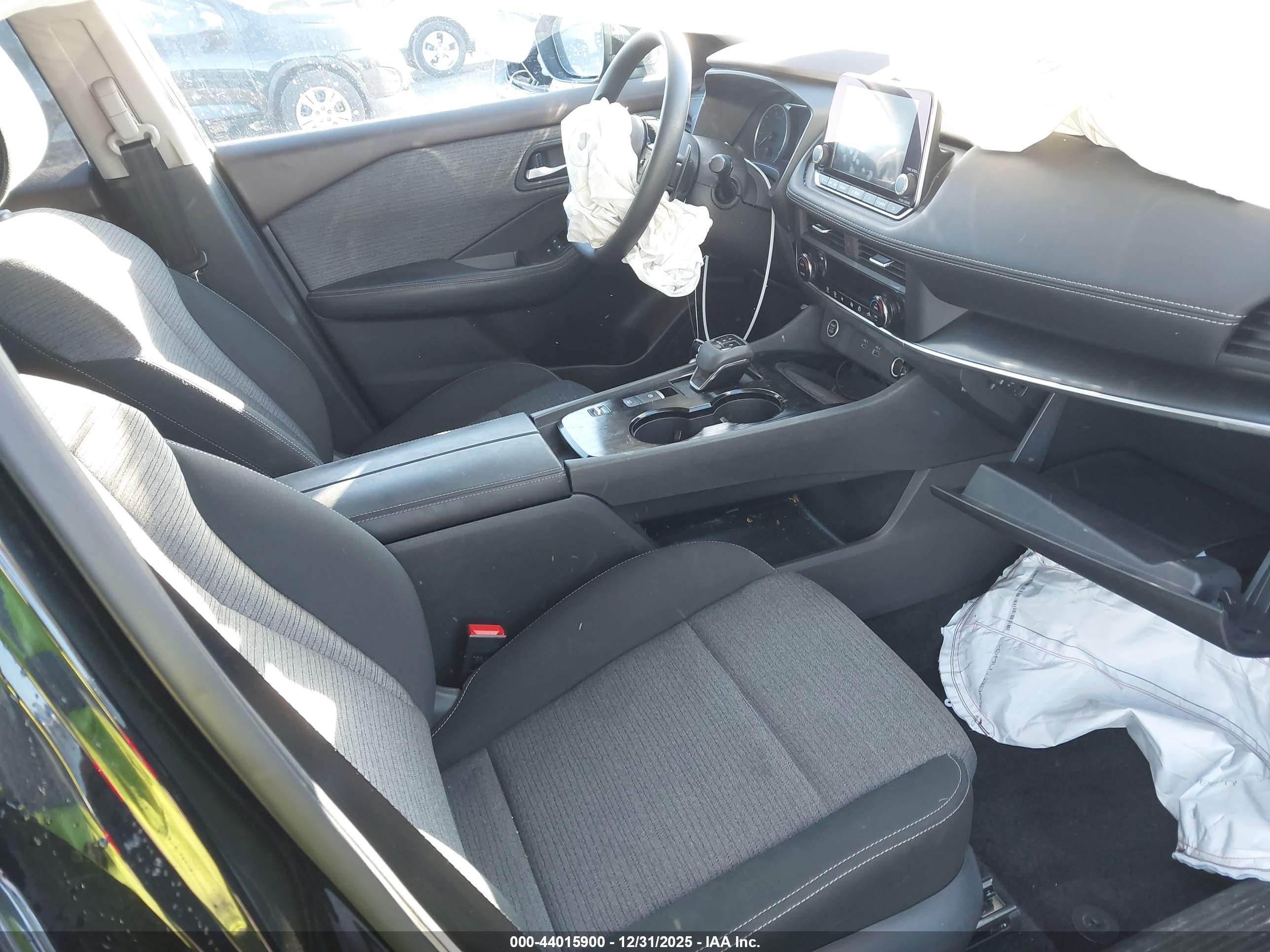 NISSAN ROGUE image 5