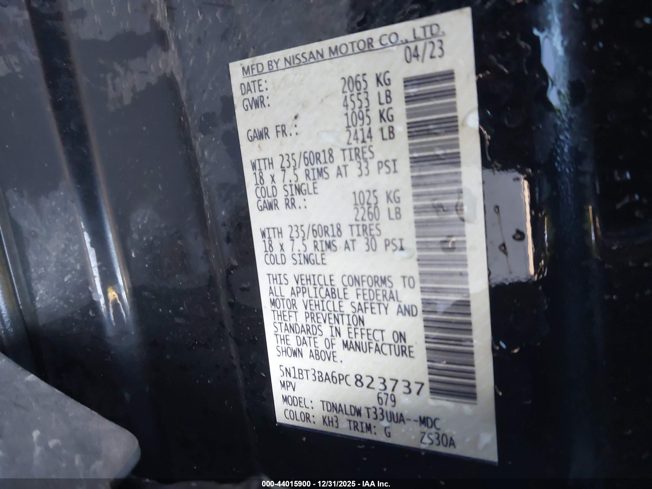 NISSAN ROGUE image 9