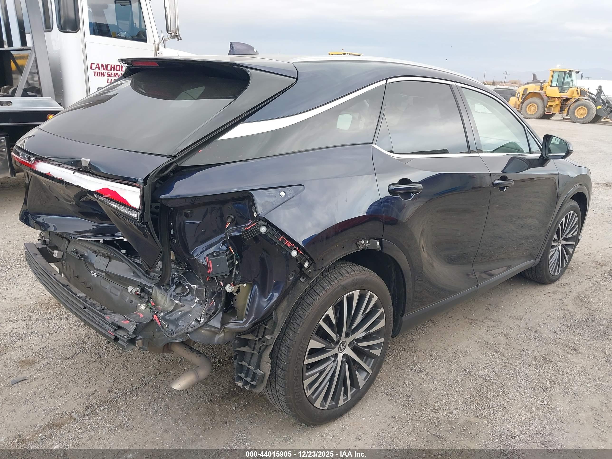 LEXUS RX image 4