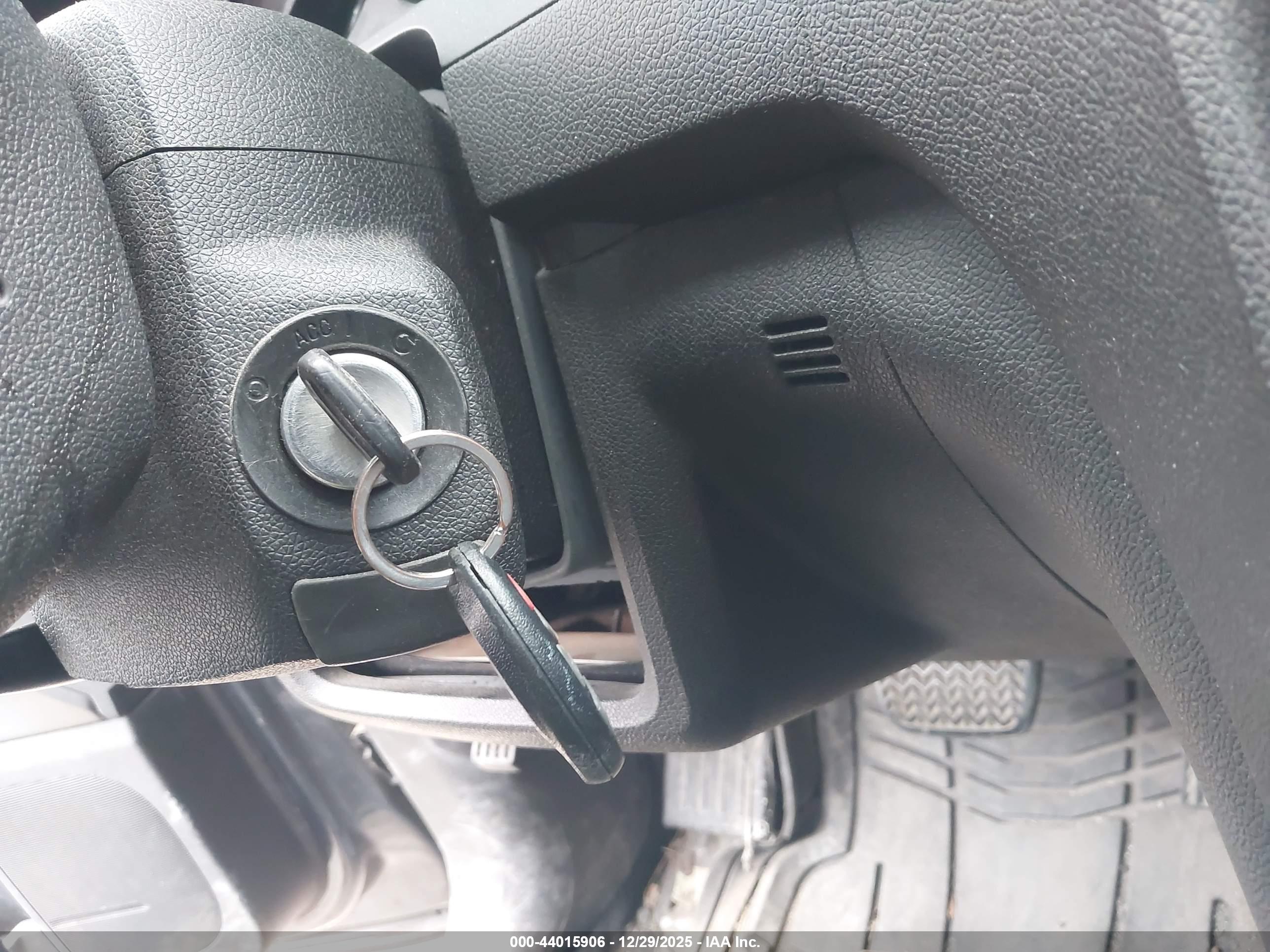 GMC ACADIA image 11