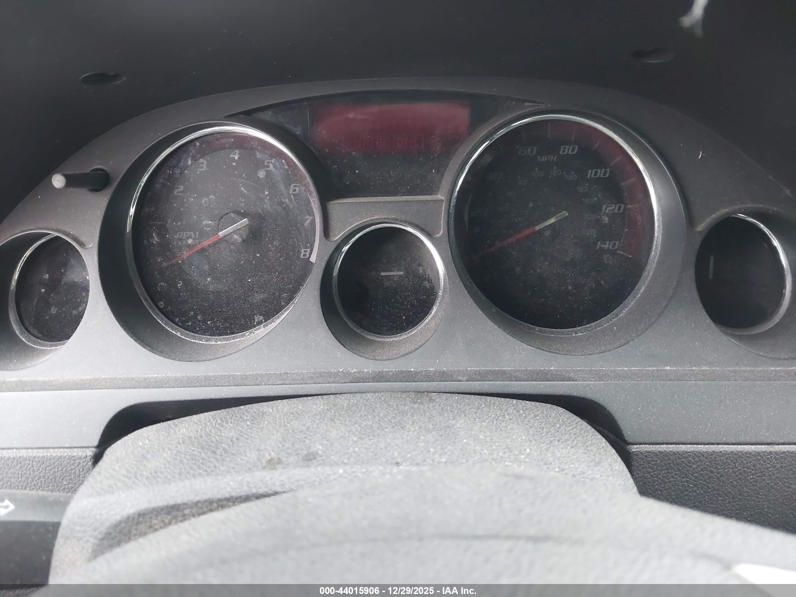 GMC ACADIA image 7