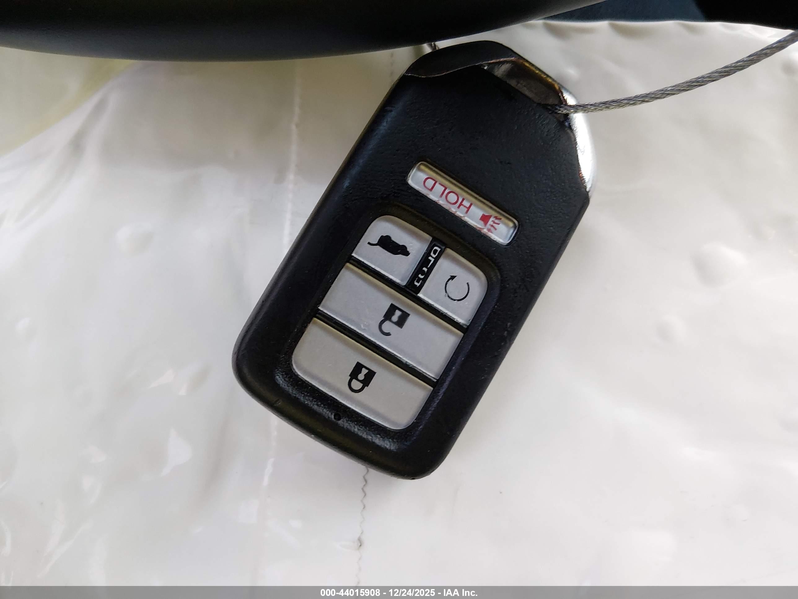 HONDA CR-V image 11