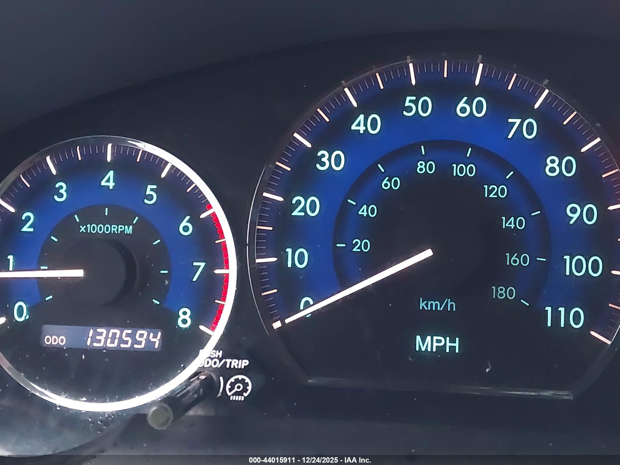 TOYOTA SIENNA image 7