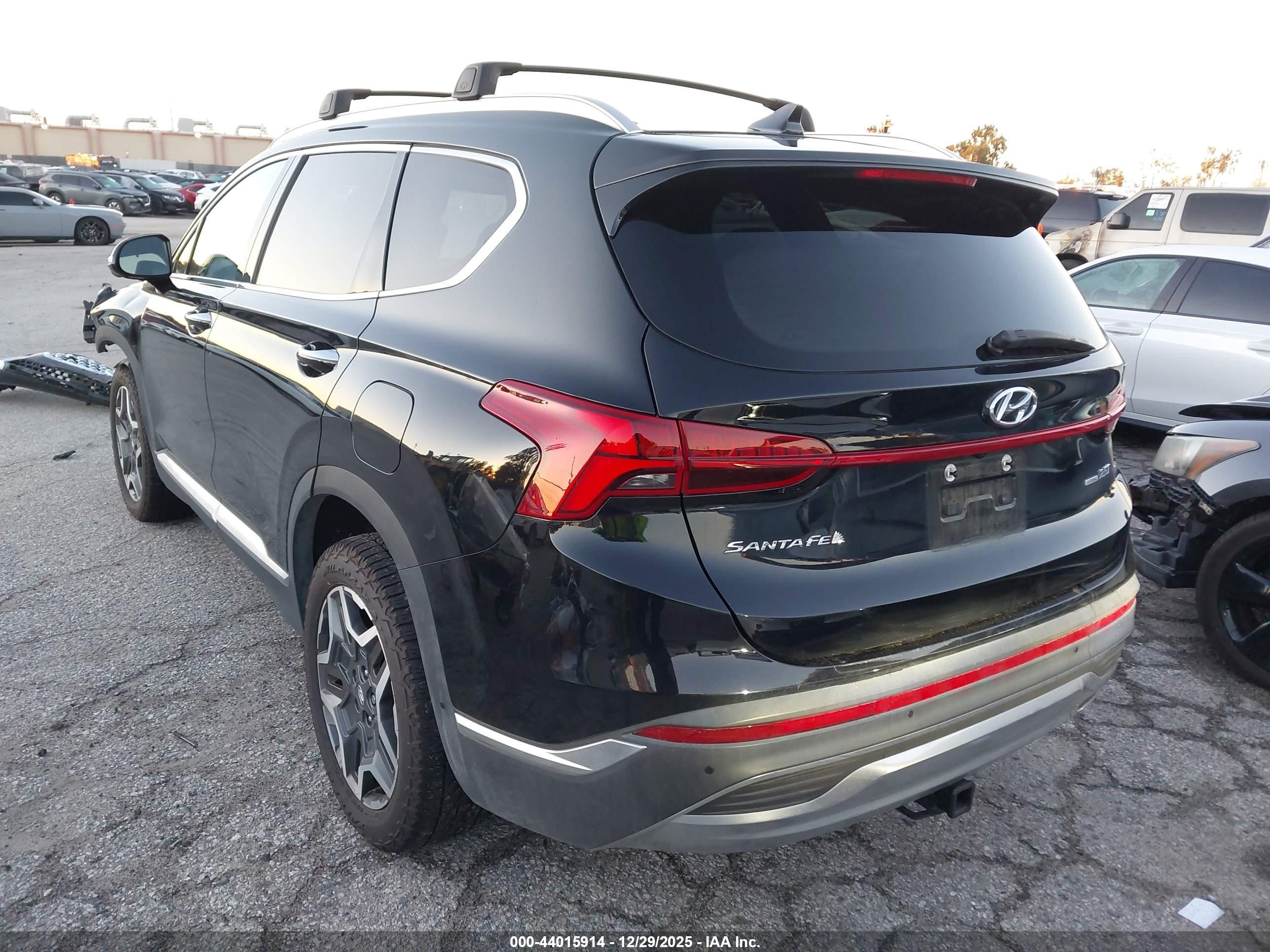 HYUNDAI SANTA image 3