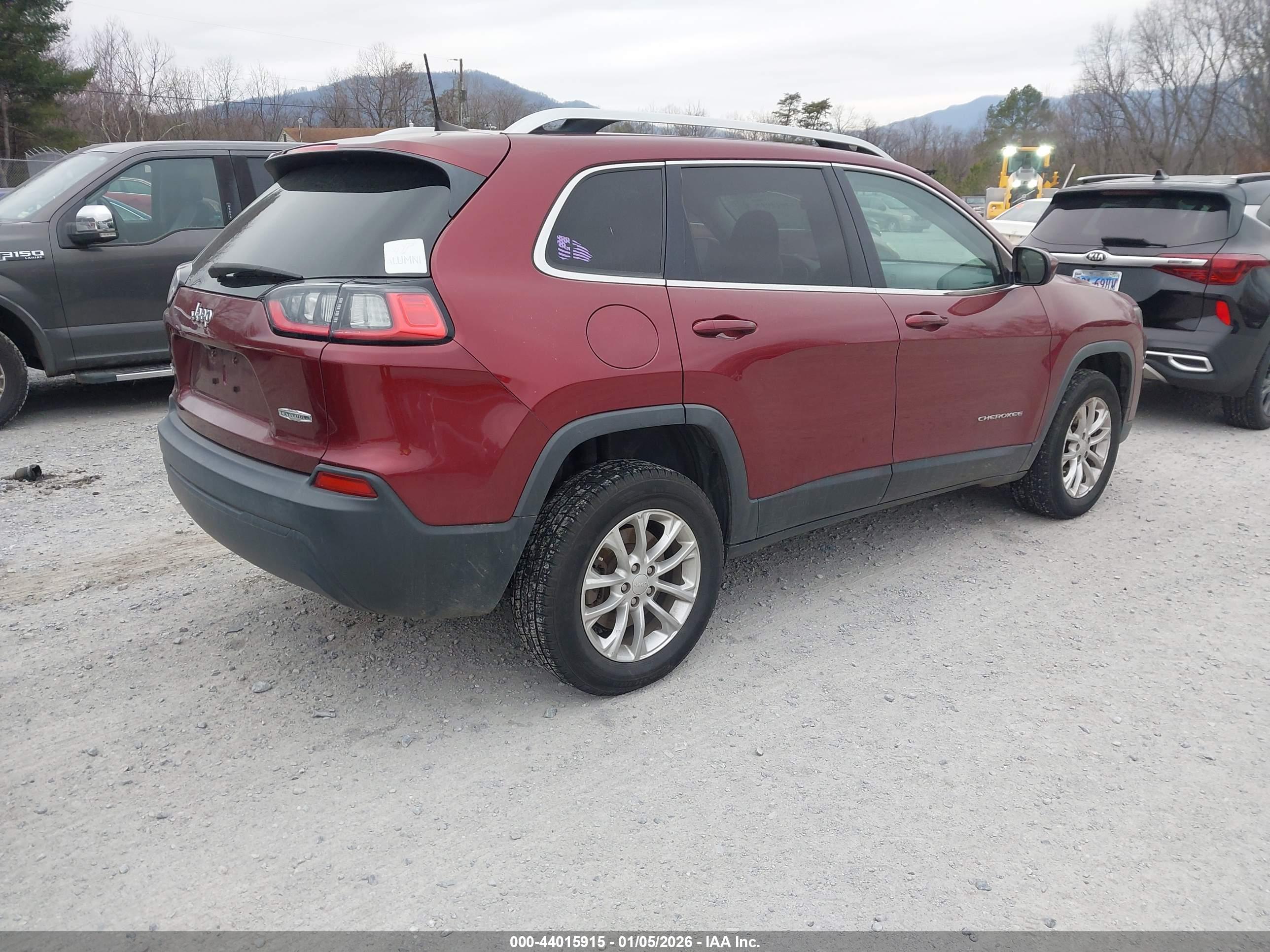 JEEP CHEROKEE image 4