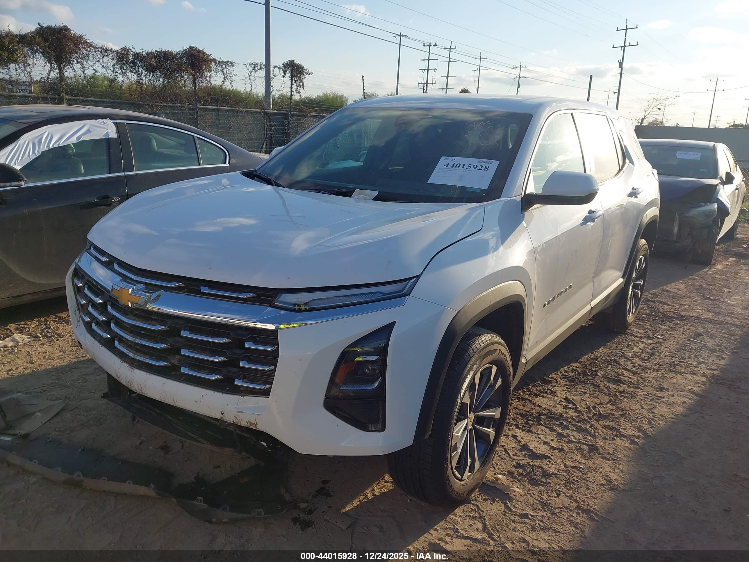 CHEVROLET EQUINOX image 2