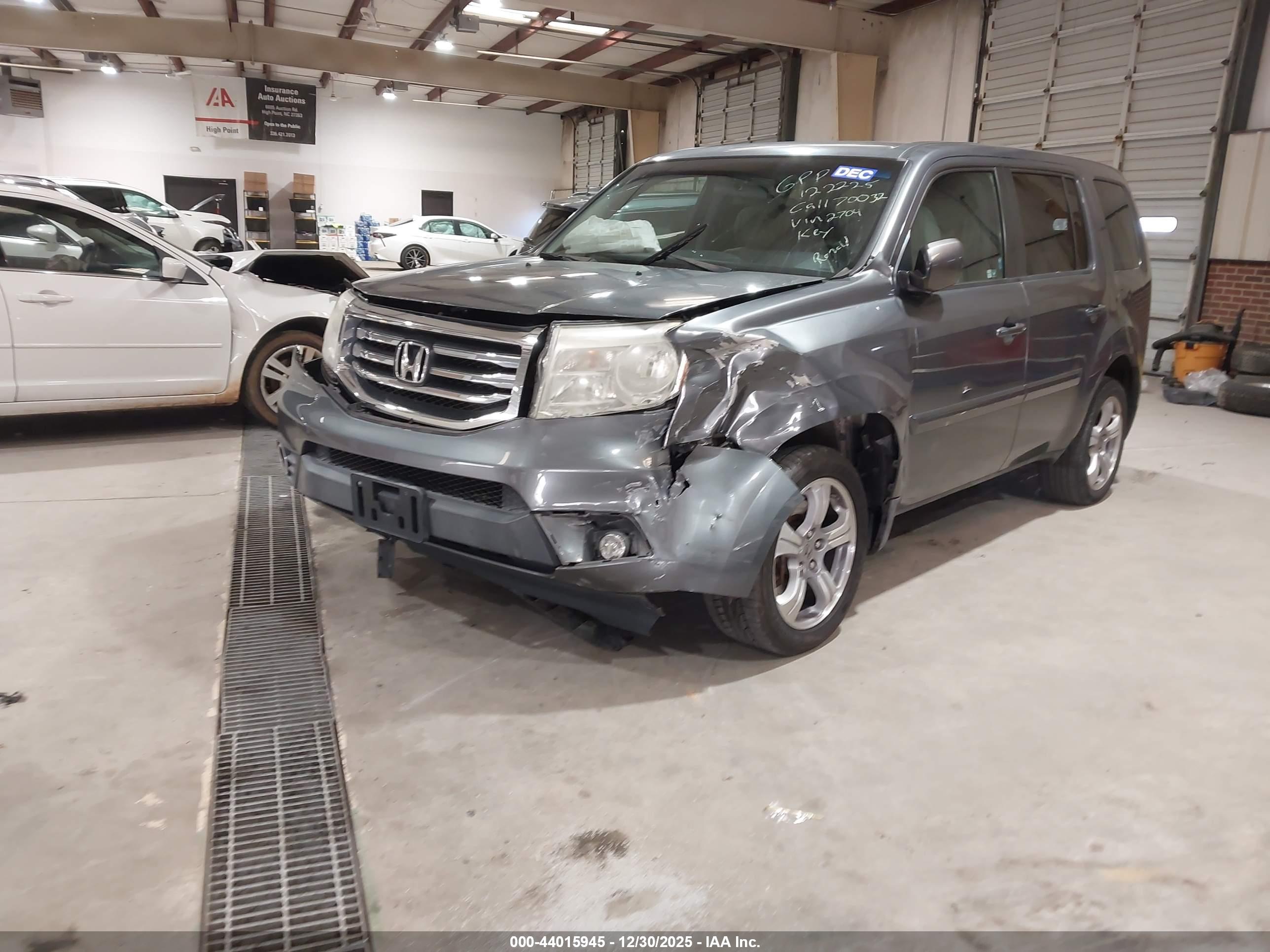 HONDA PILOT image 2