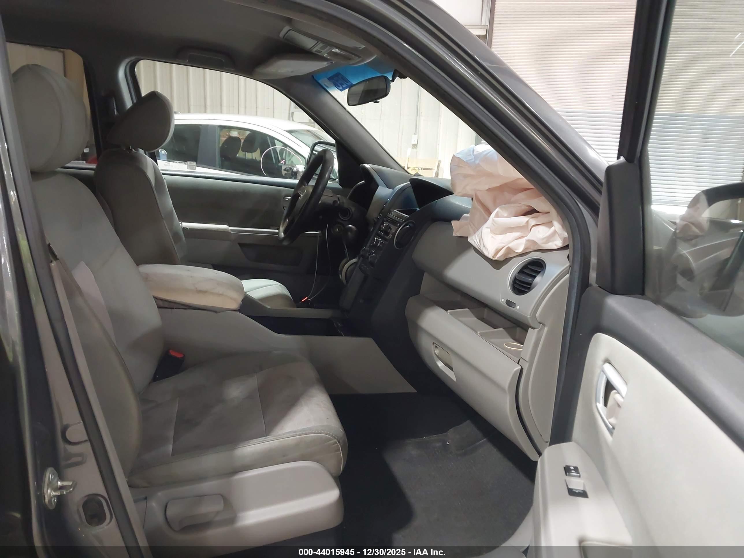 HONDA PILOT image 5