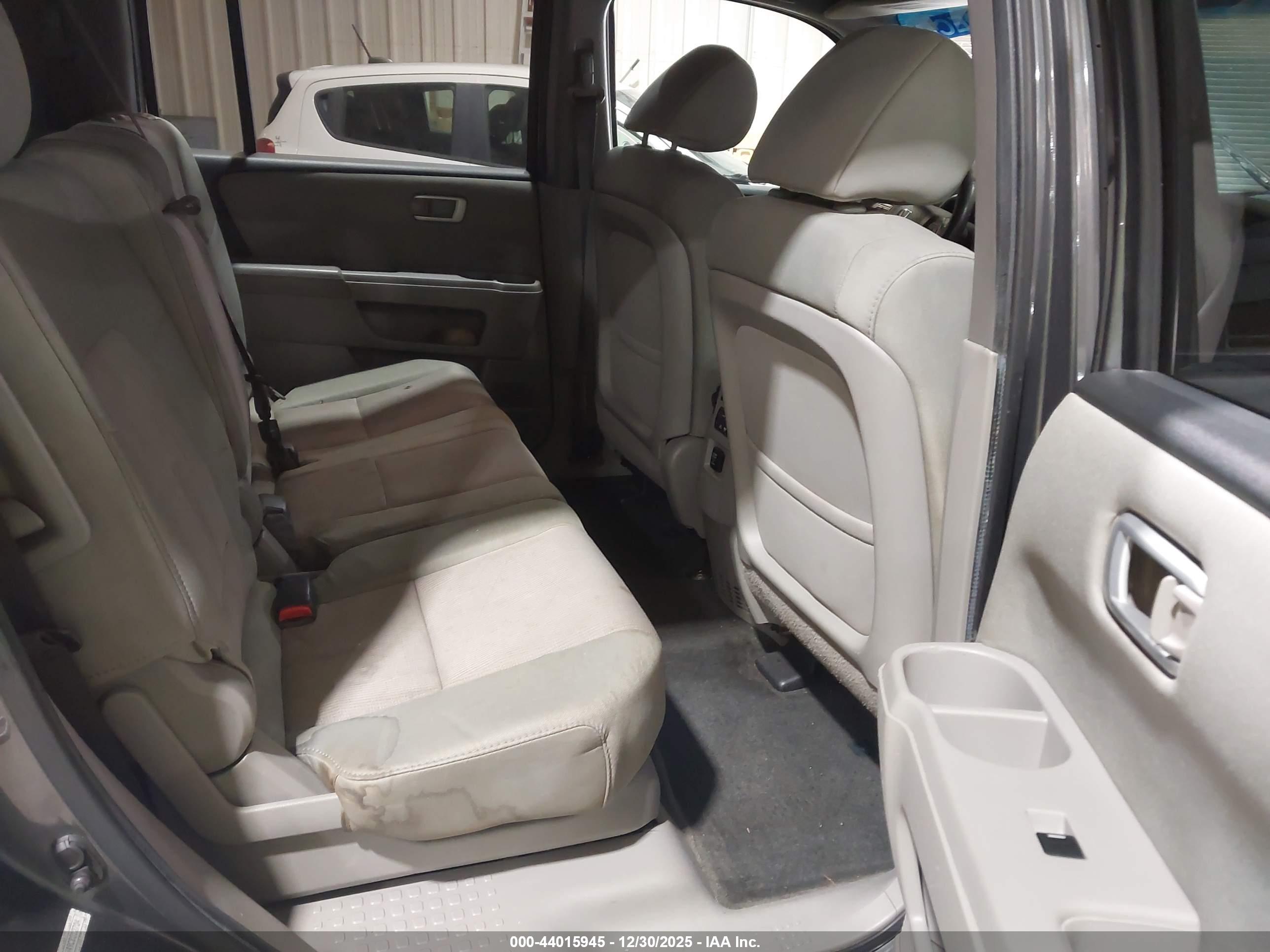 HONDA PILOT image 8