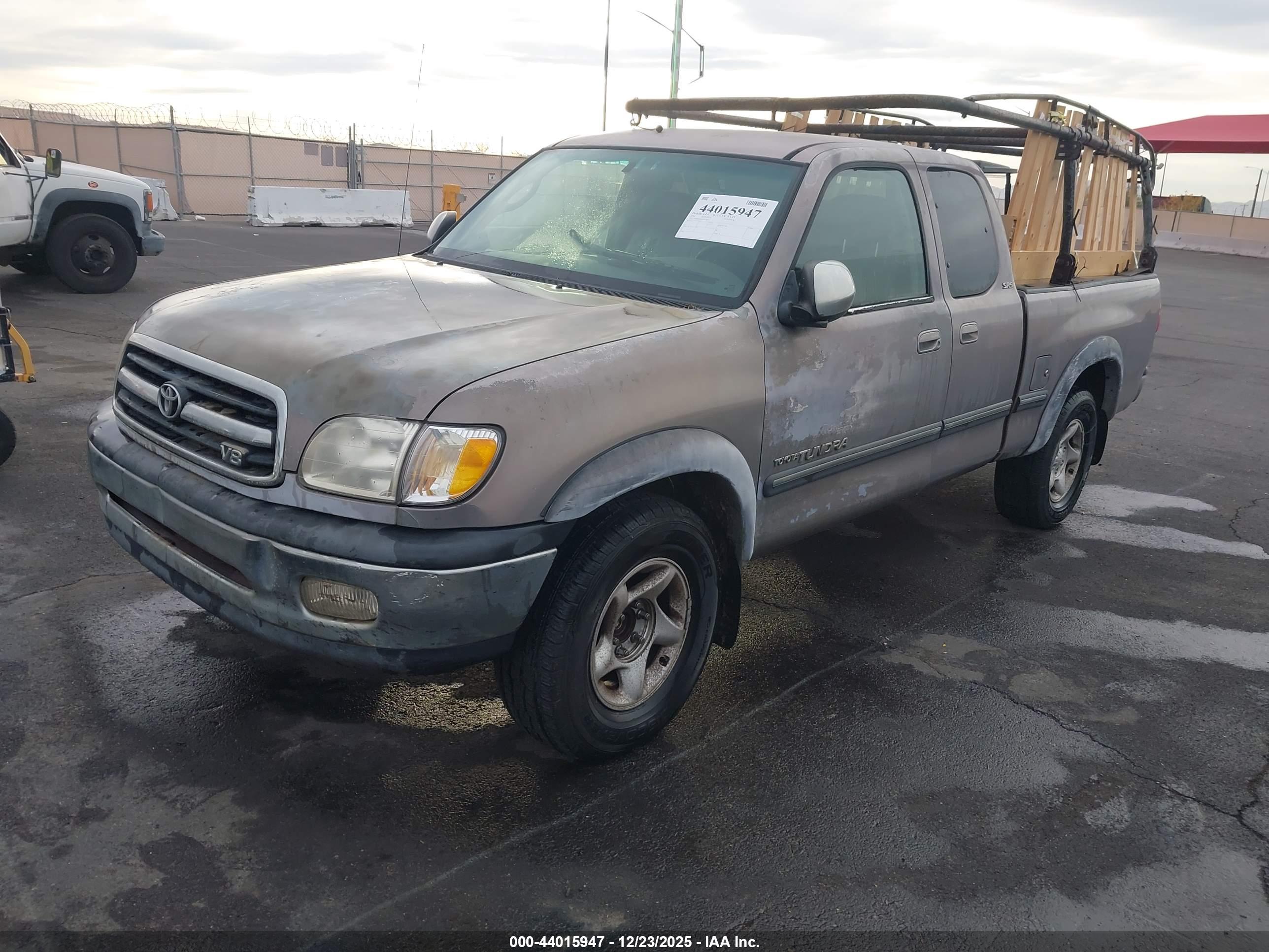 TOYOTA TUNDRA image 2