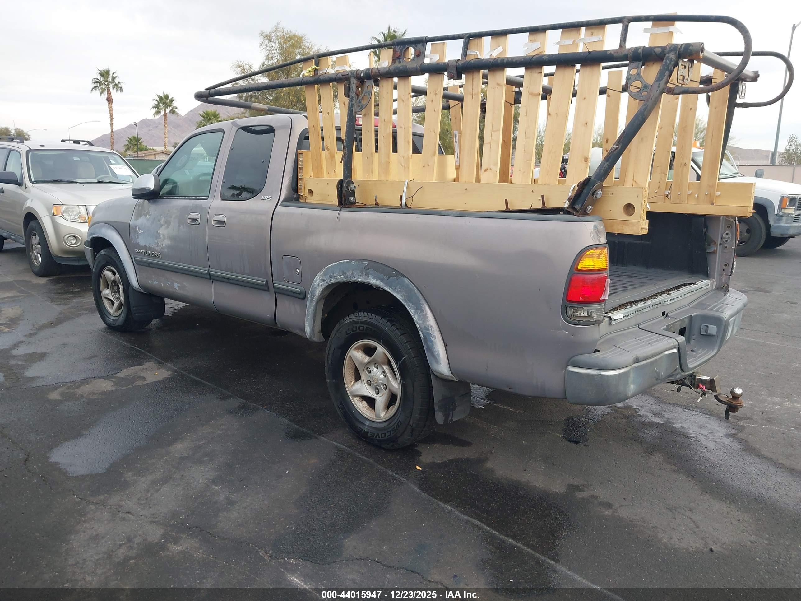 TOYOTA TUNDRA image 3