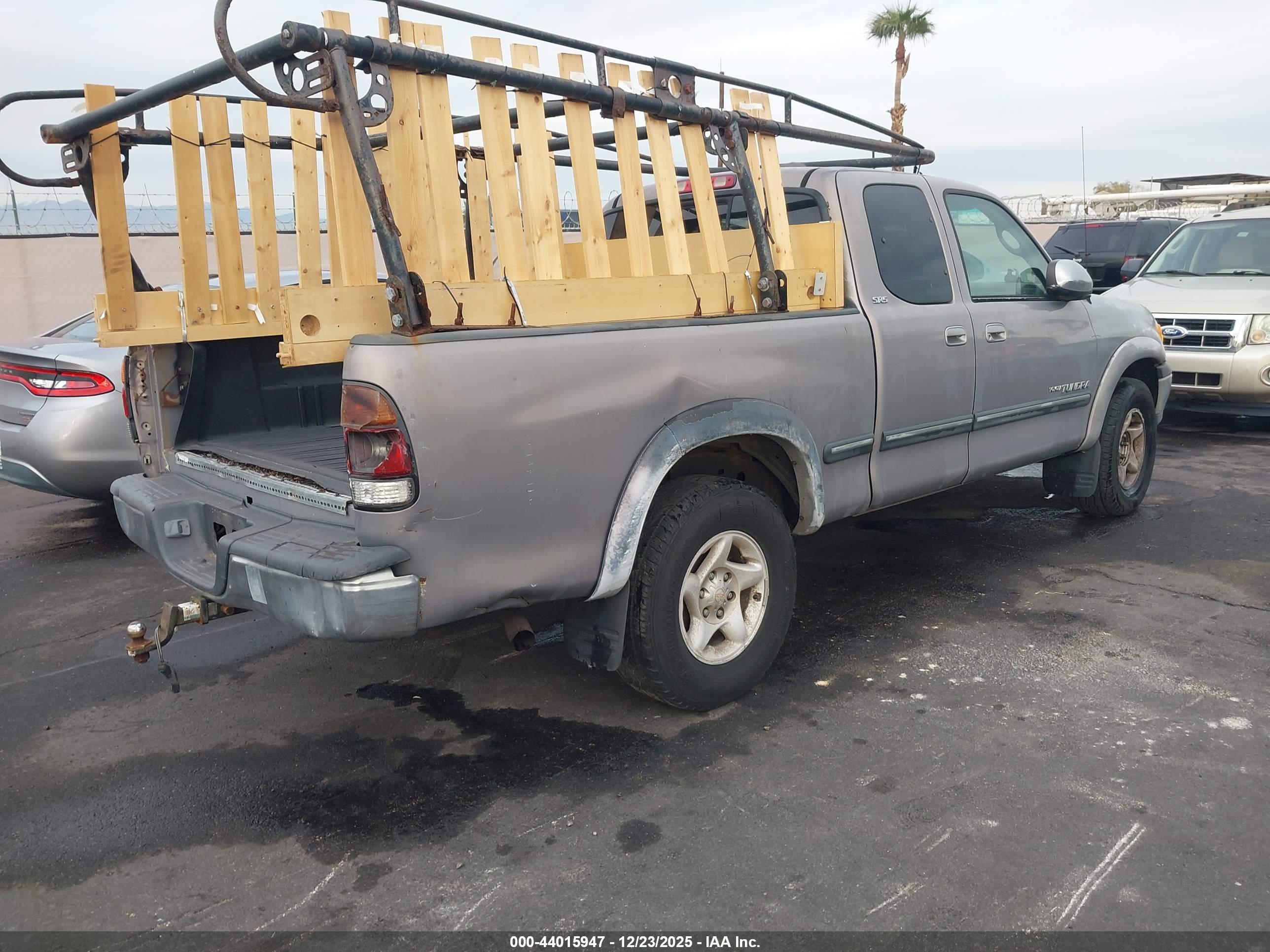 TOYOTA TUNDRA image 4