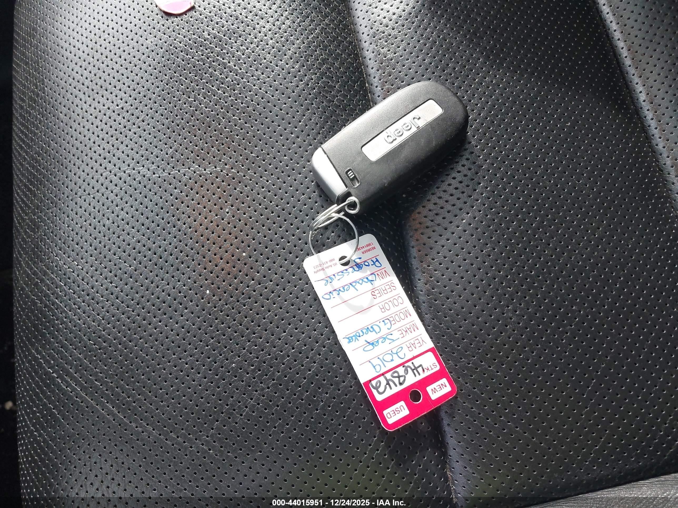 JEEP GRAND image 11