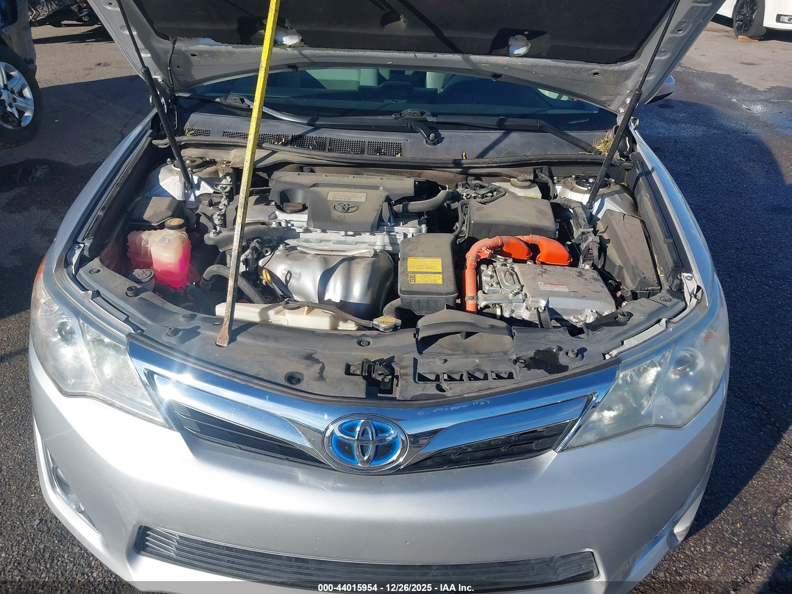 TOYOTA CAMRY image 10