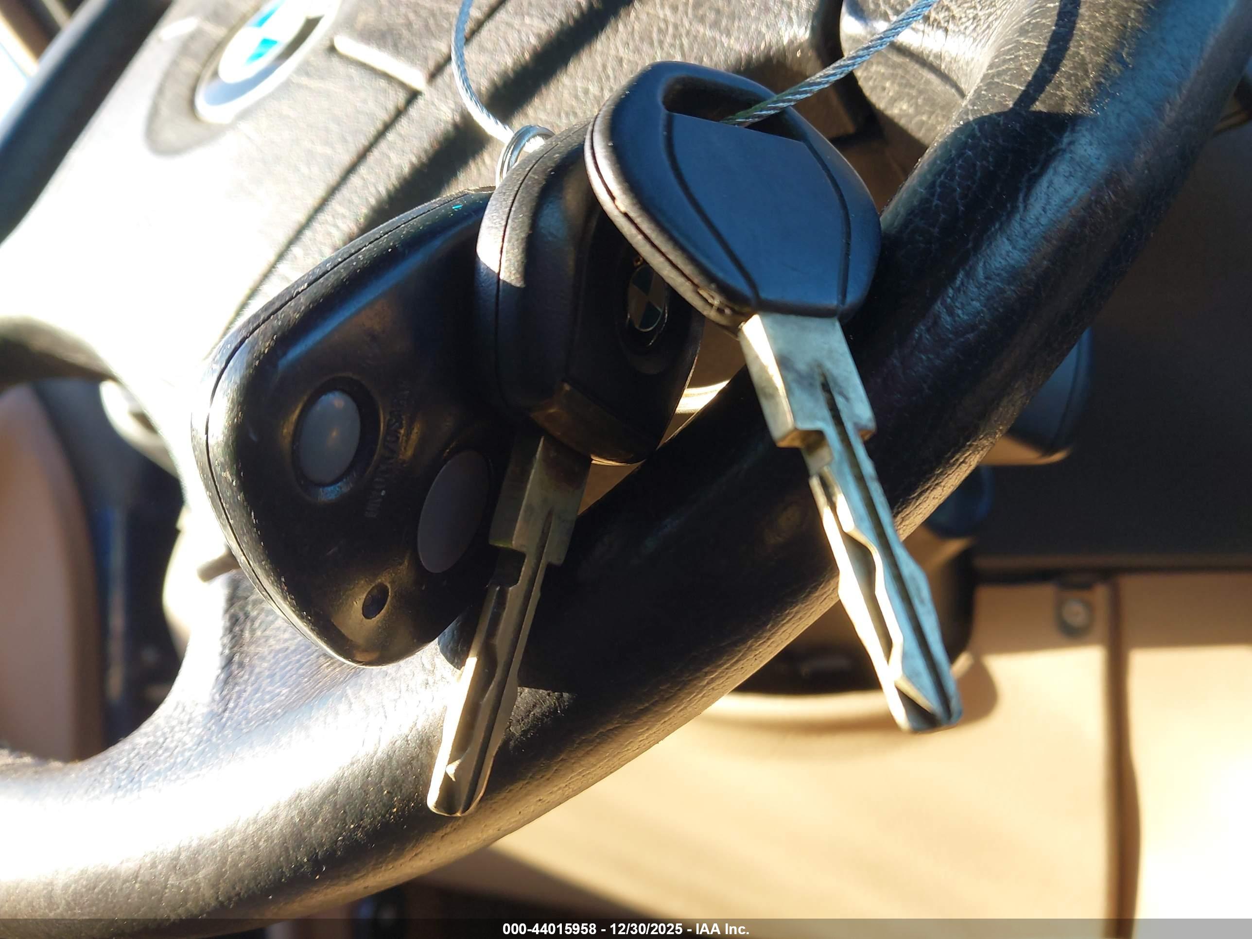 BMW 328IC image 11