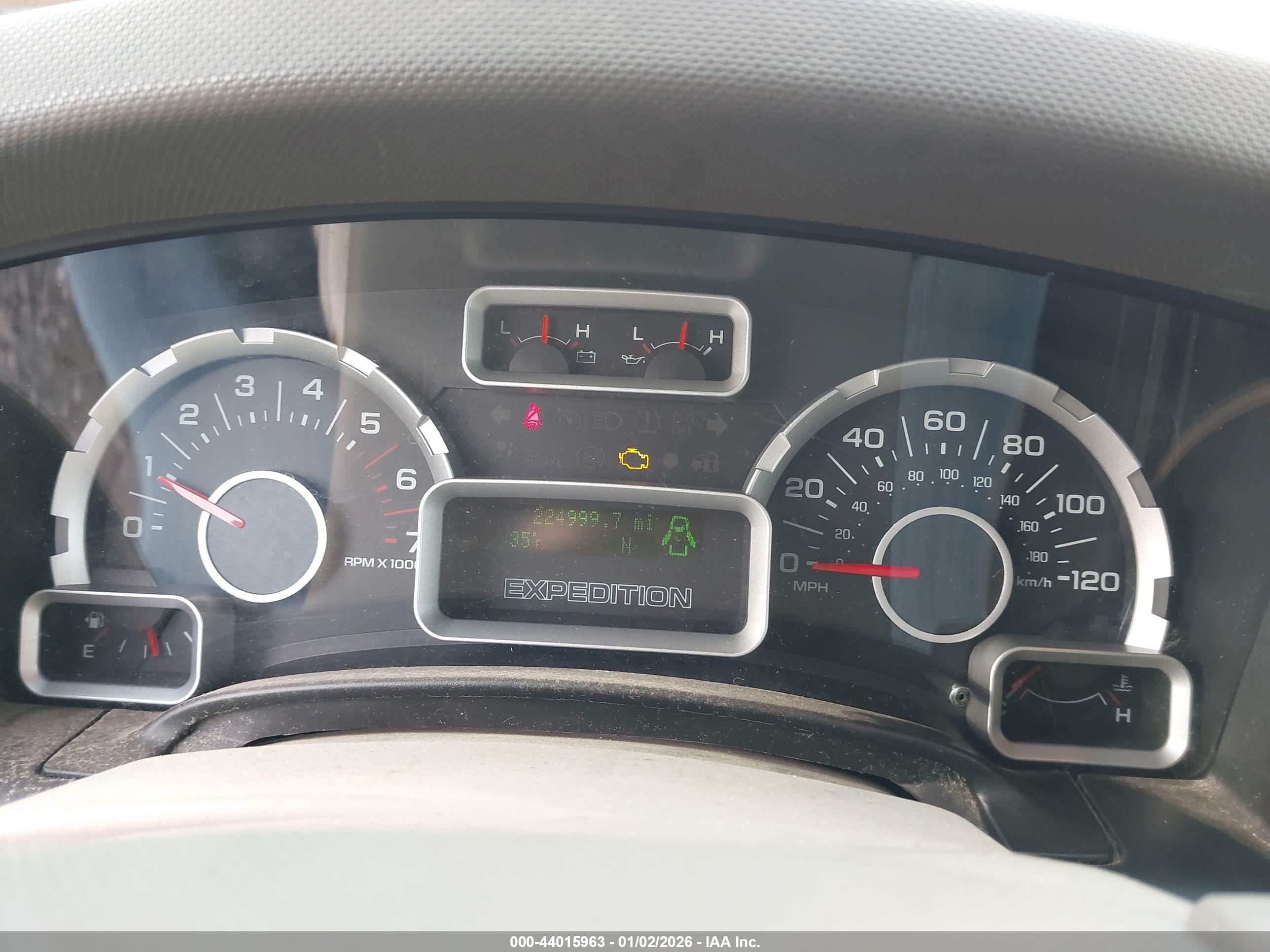 FORD EXPEDITION image 7