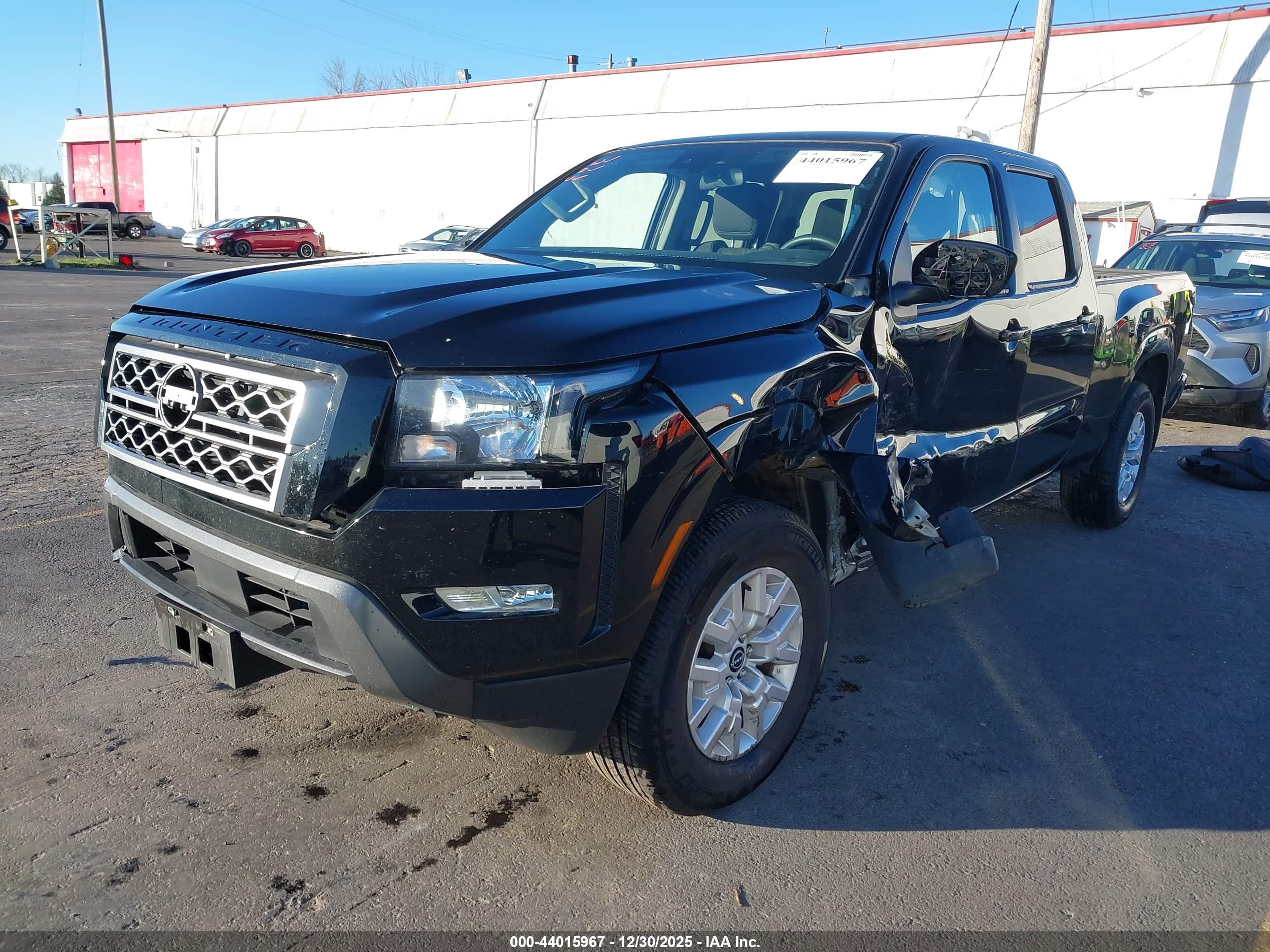 NISSAN FRONTIER image 2