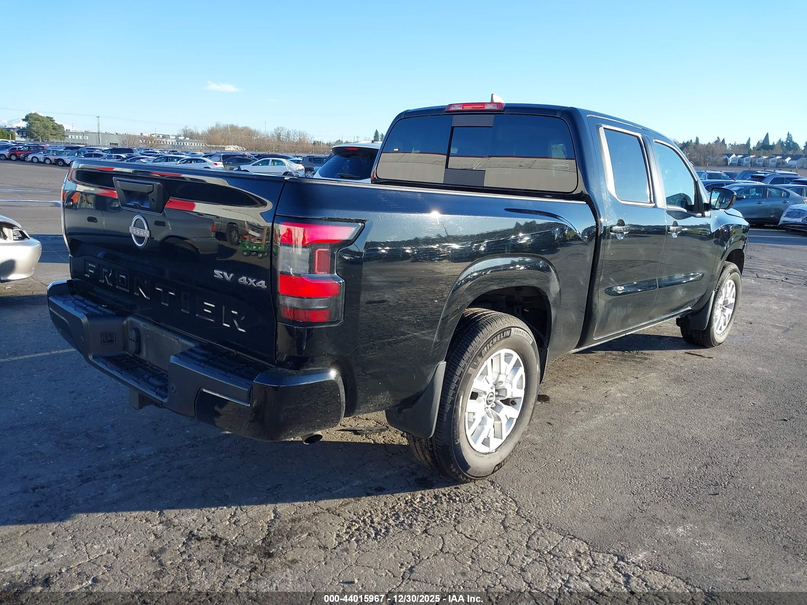 NISSAN FRONTIER image 4