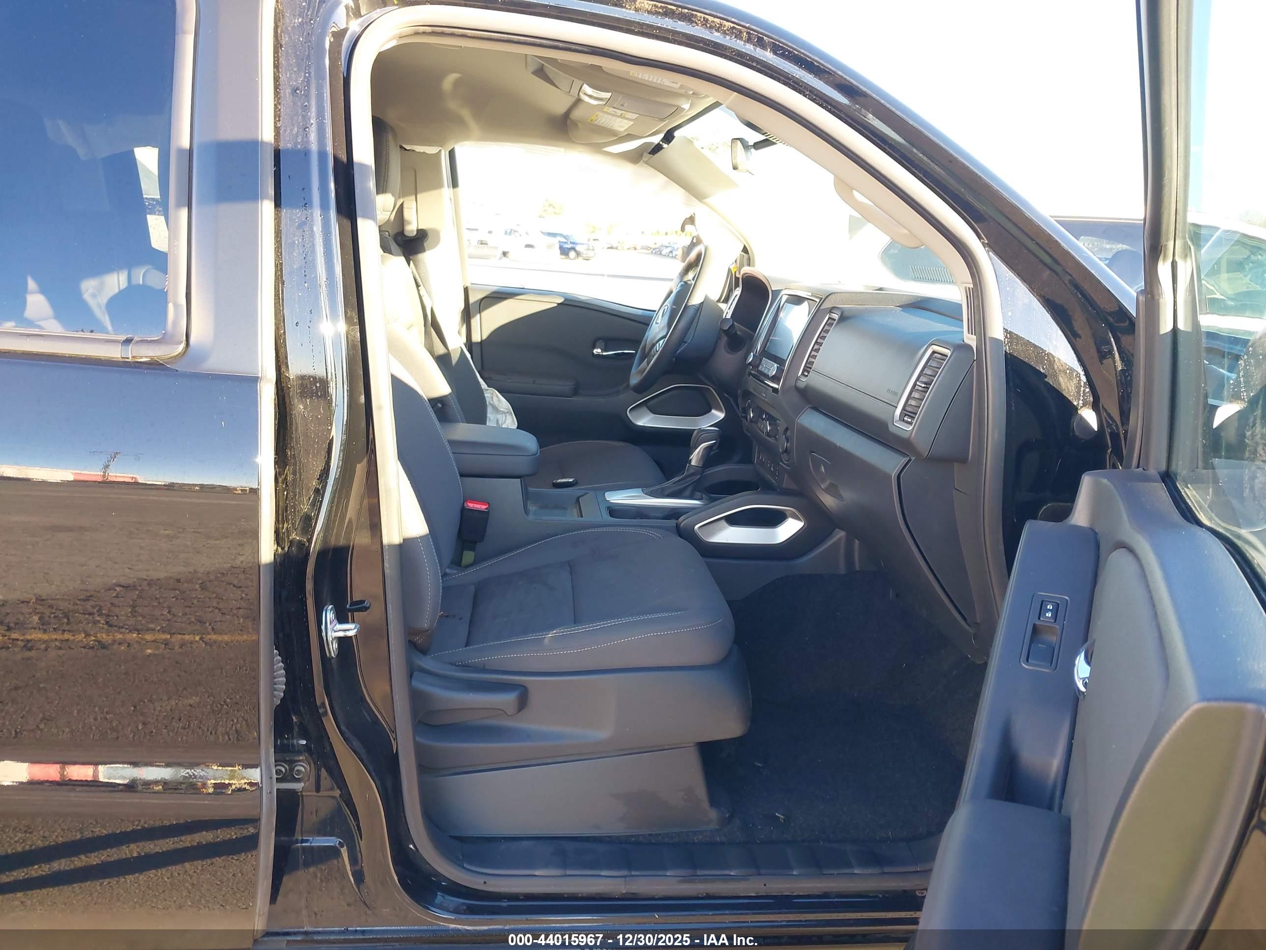 NISSAN FRONTIER image 5