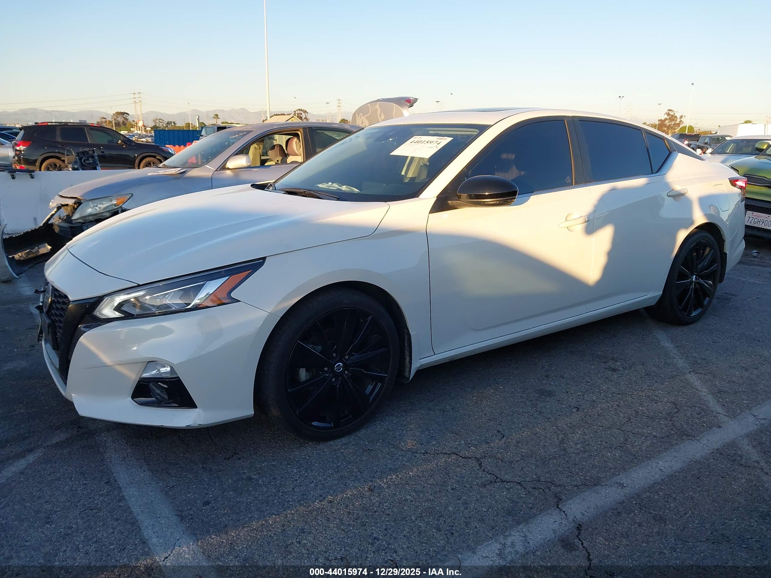 NISSAN ALTIMA image 2