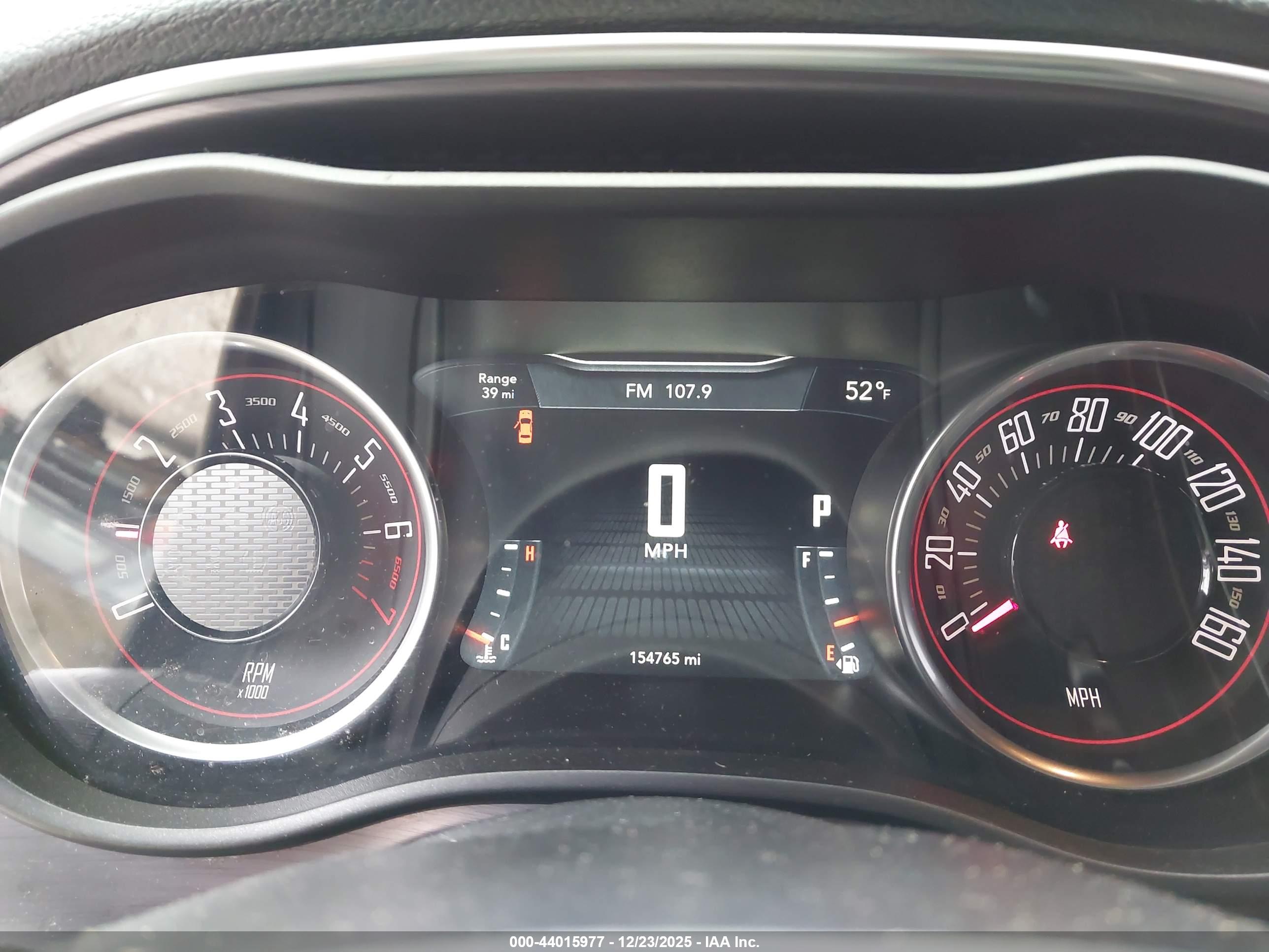 DODGE CHALLENGER image 7