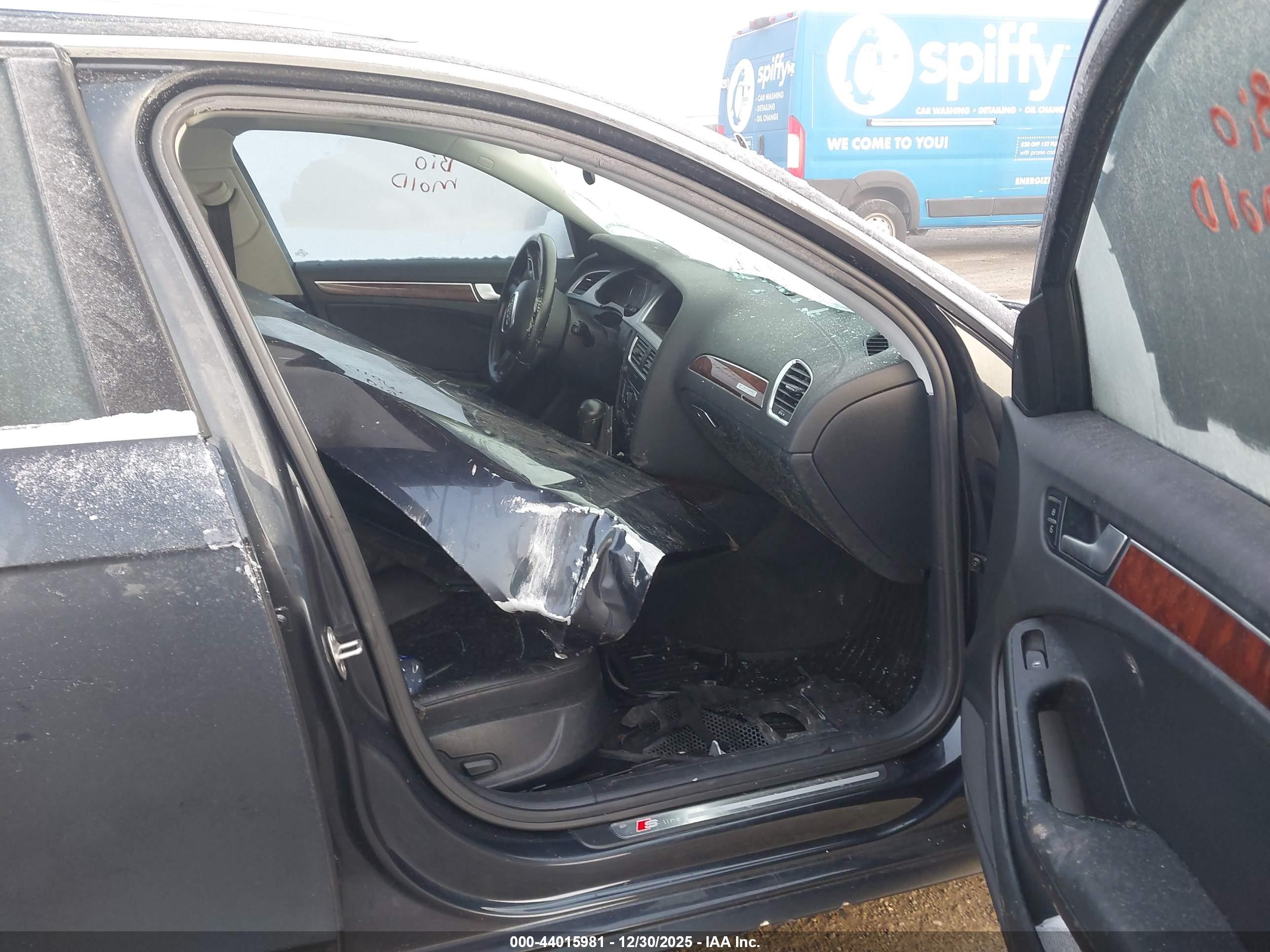 AUDI A4 image 5