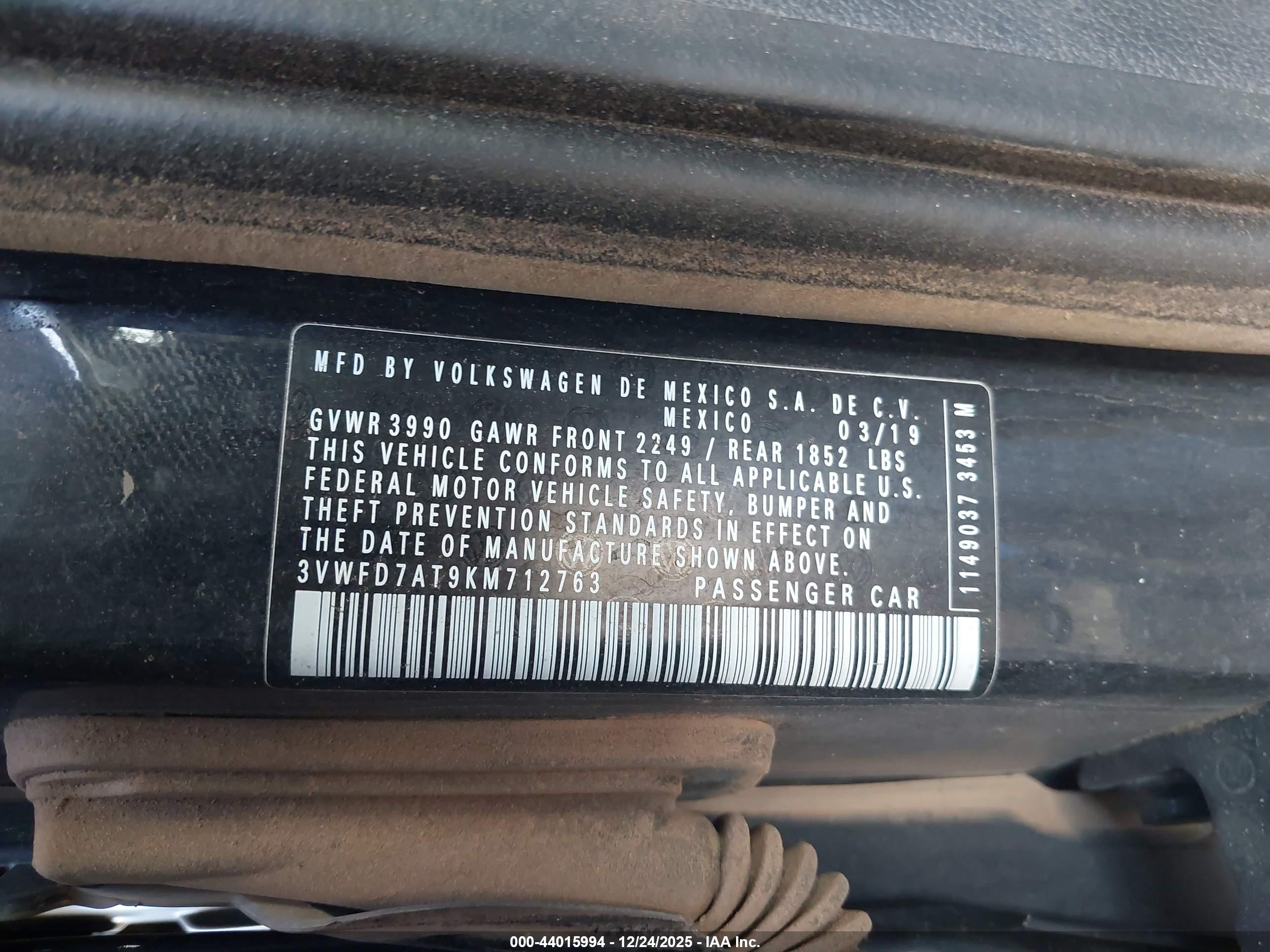 VOLKSWAGEN BEETLE image 9