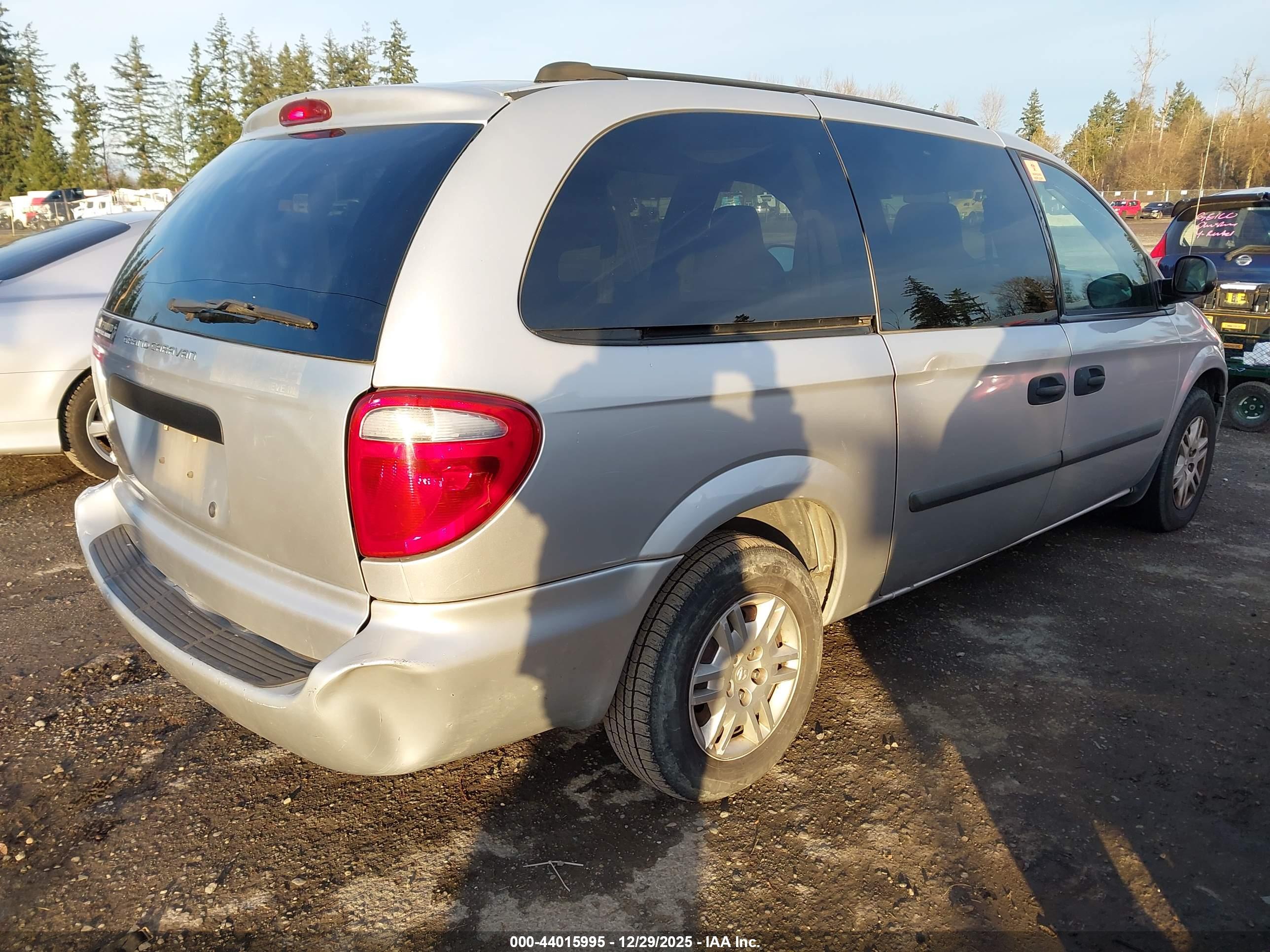 DODGE GRAND image 4